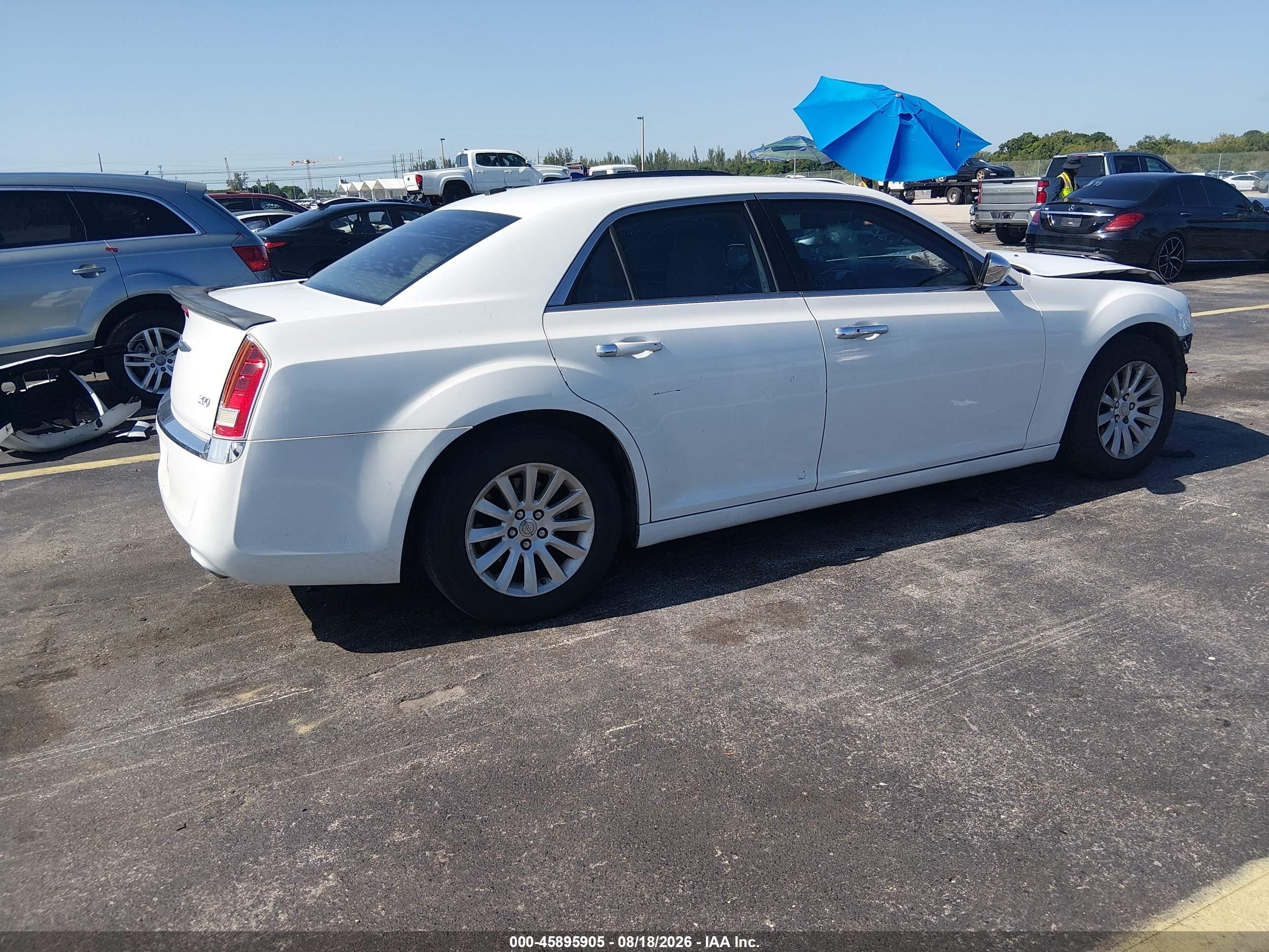 2013 Chrysler 300 Motown White vin: 2C3CCAAG7DH659110