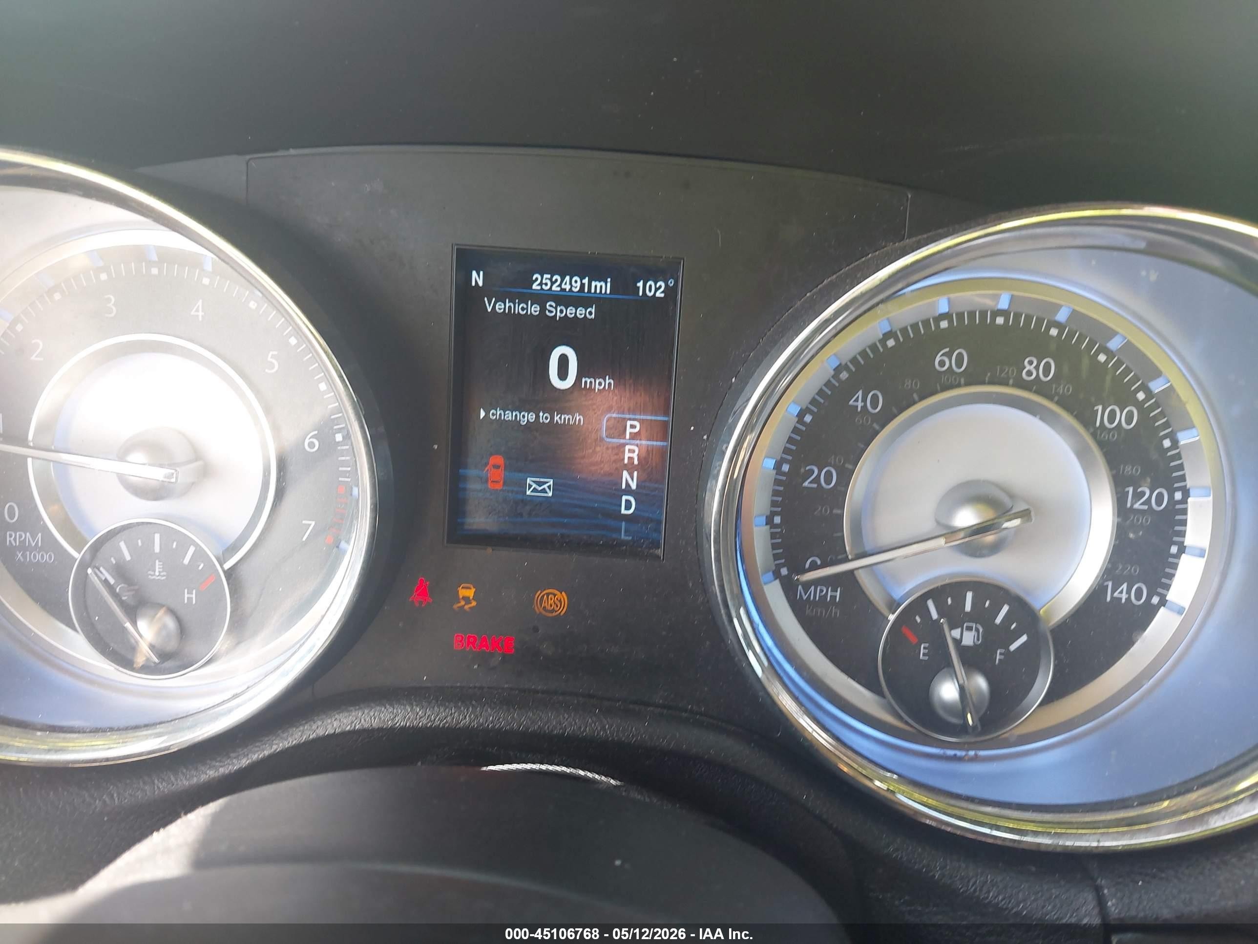 2014 Chrysler 300   Красный vin: 2C3CCAAG7EH105678