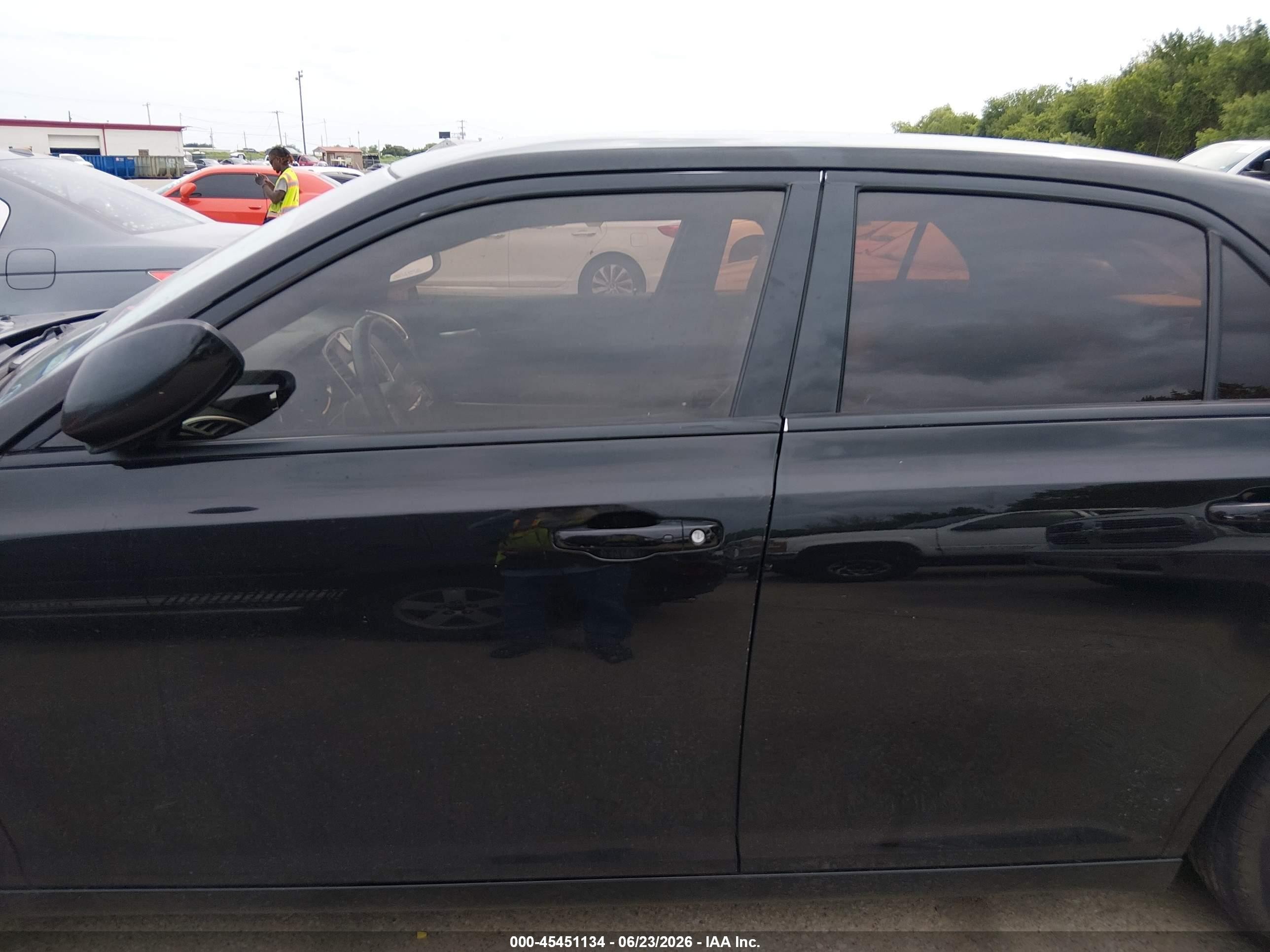 2014 Chrysler 300   Black vin: 2C3CCAAG7EH121668