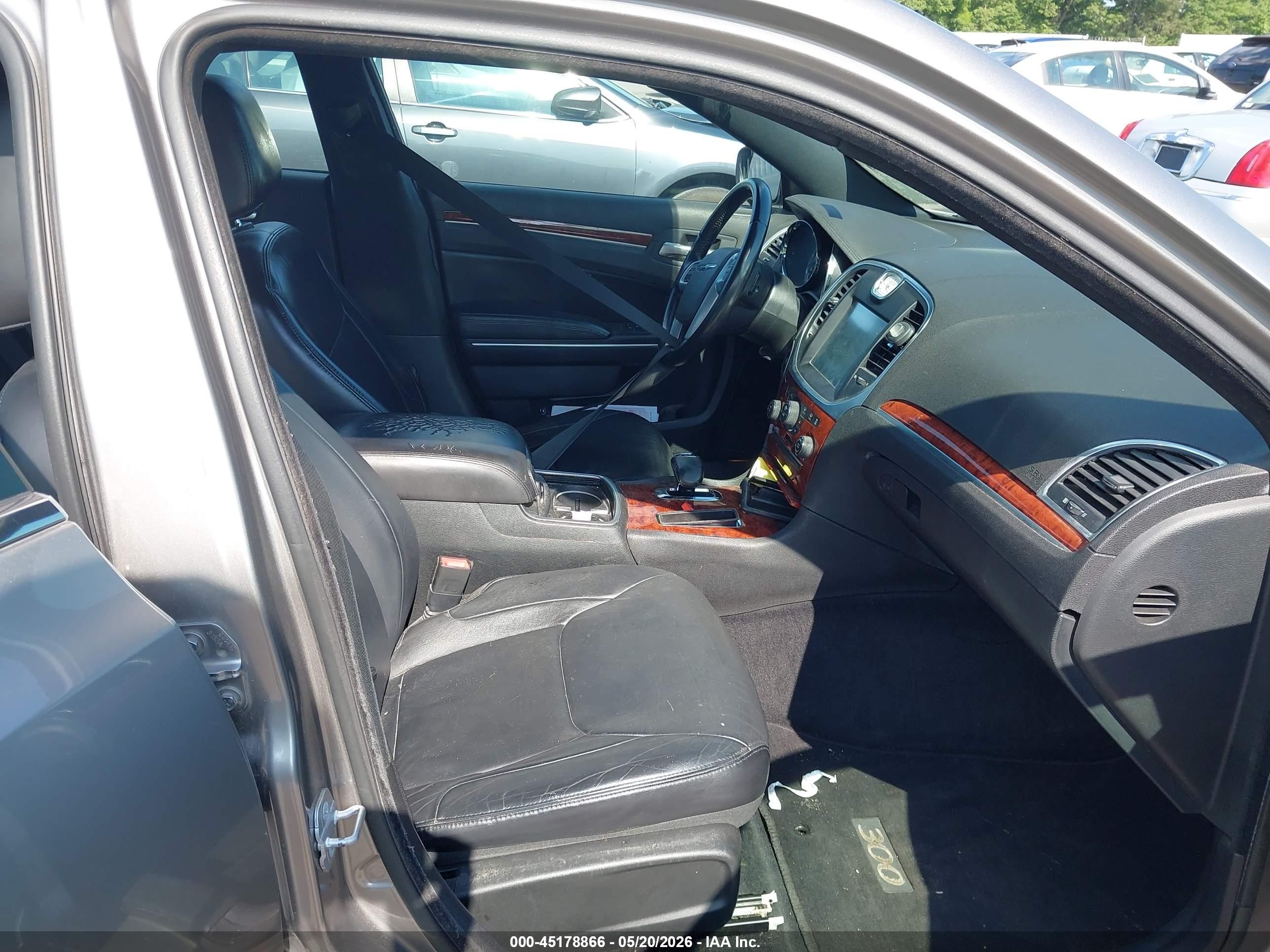 2014 Chrysler 300   Gray vin: 2C3CCAAG7EH193759