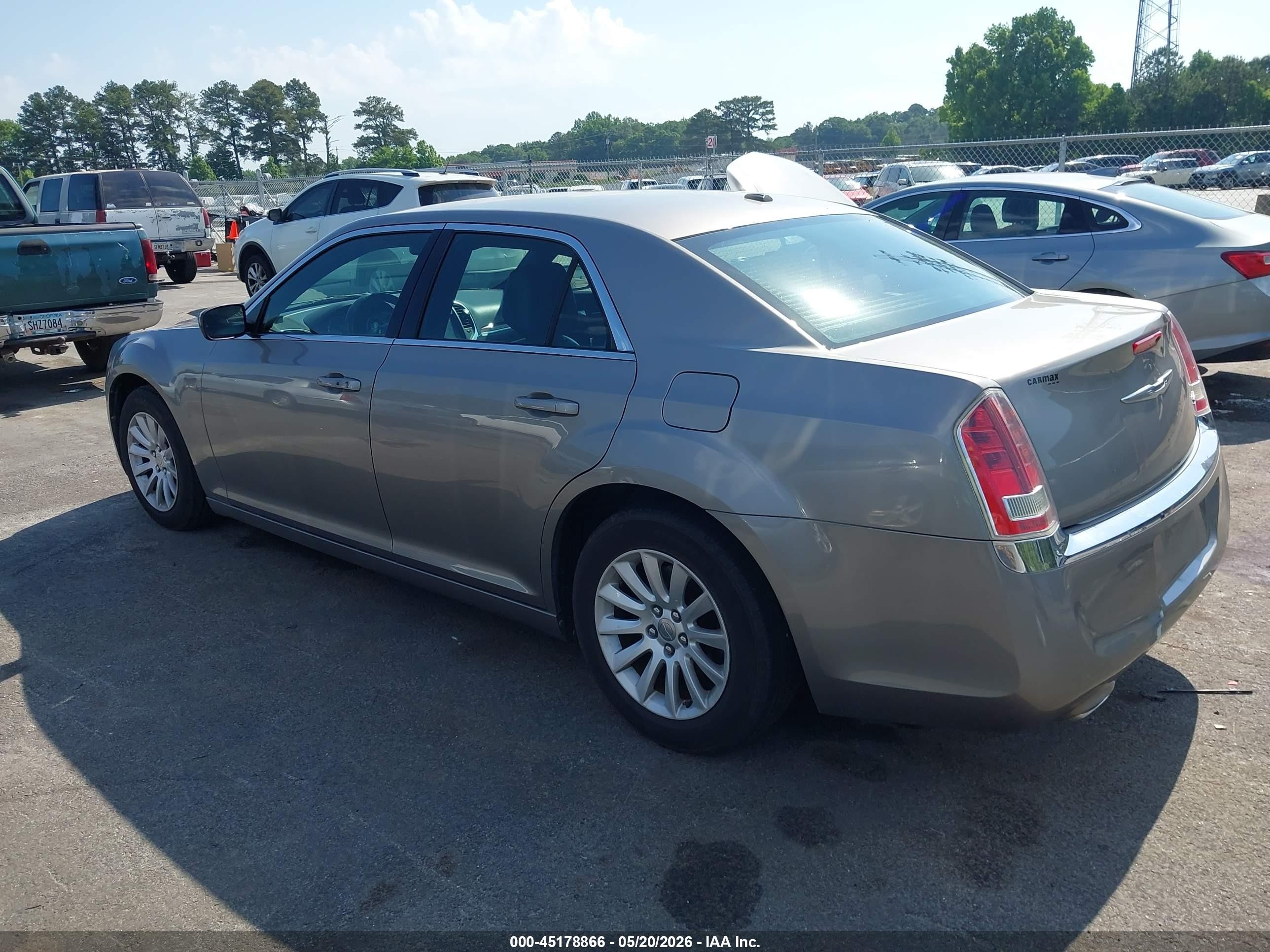 2014 Chrysler 300   Gray vin: 2C3CCAAG7EH193759