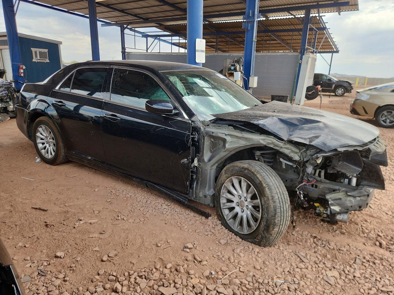 2014 Chrysler 300 Black vin: 2C3CCAAG7EH345085