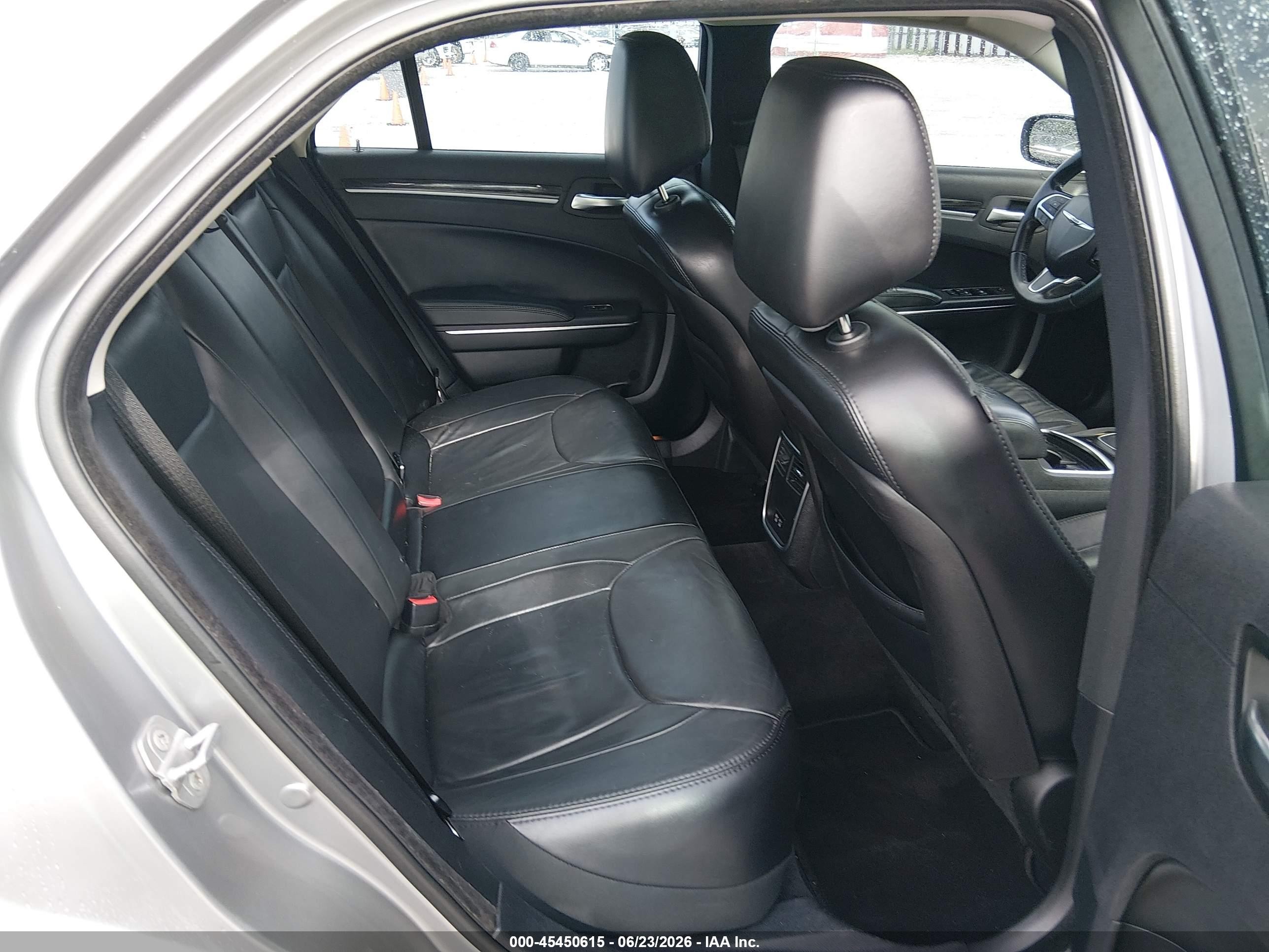 2015 Chrysler 300 Limited Gray vin: 2C3CCAAG7FH920545
