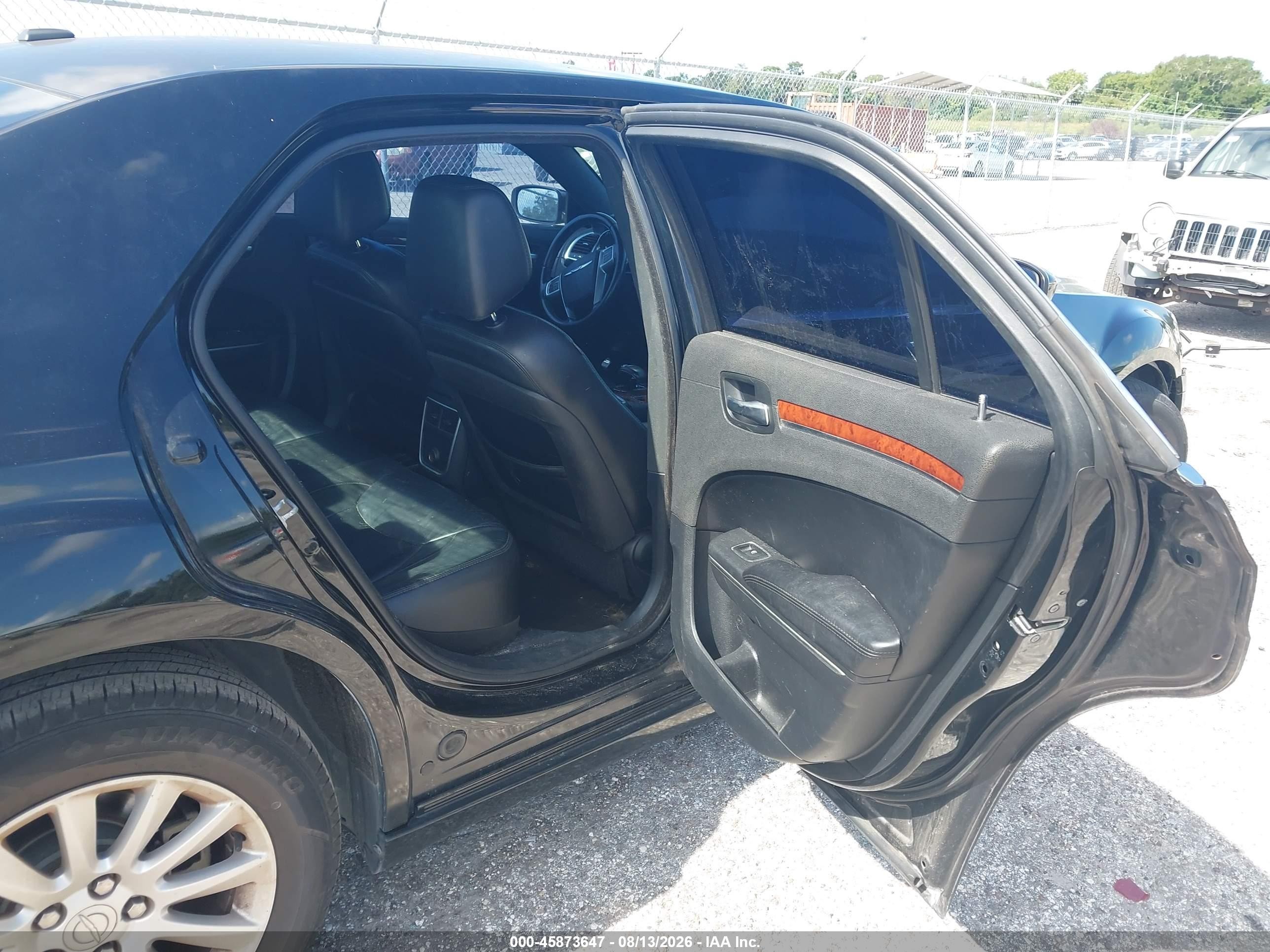 2013 Chrysler 300 Motown Black vin: 2C3CCAAG8DH600440