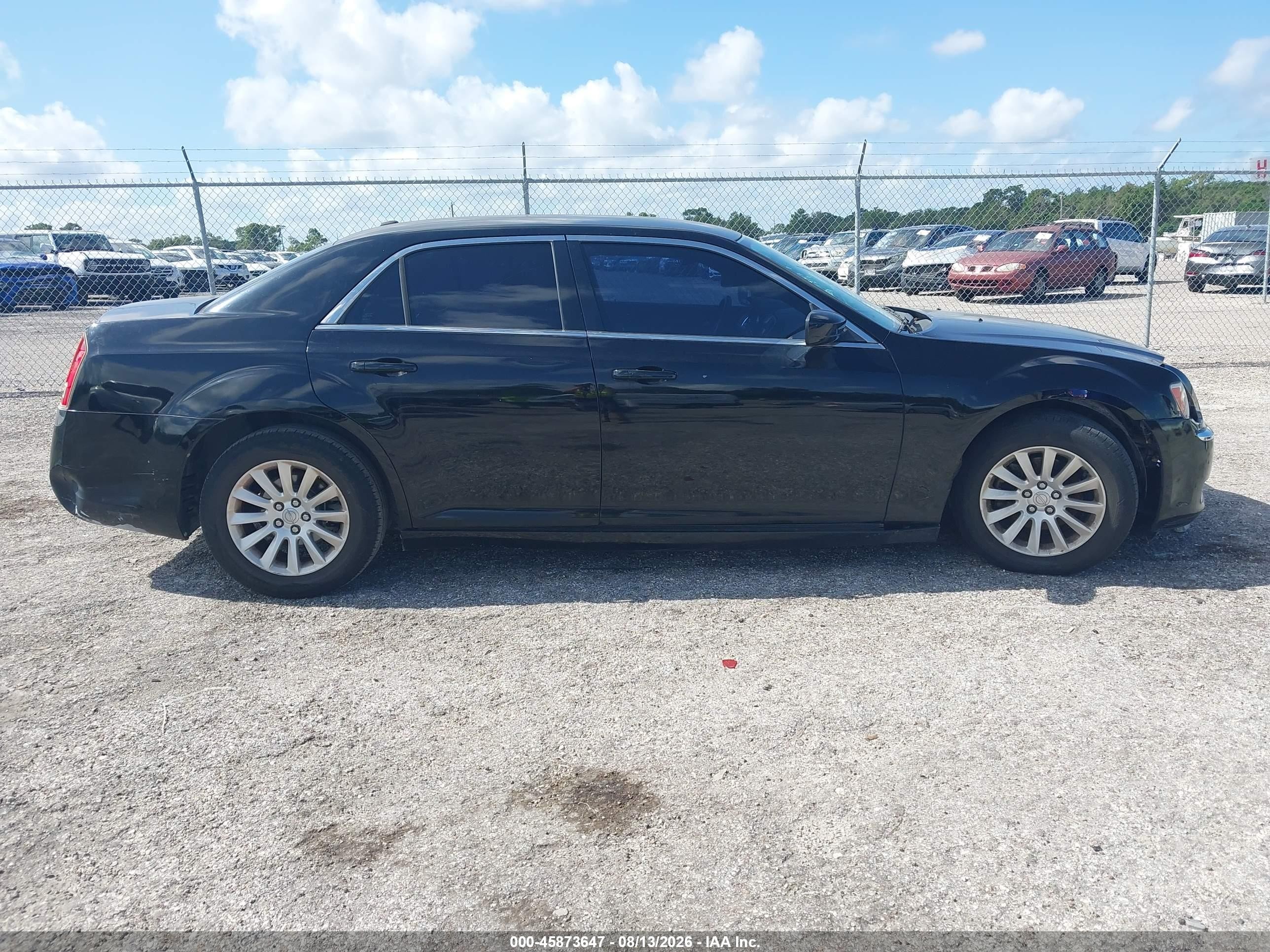 2013 Chrysler 300 Motown Black vin: 2C3CCAAG8DH600440