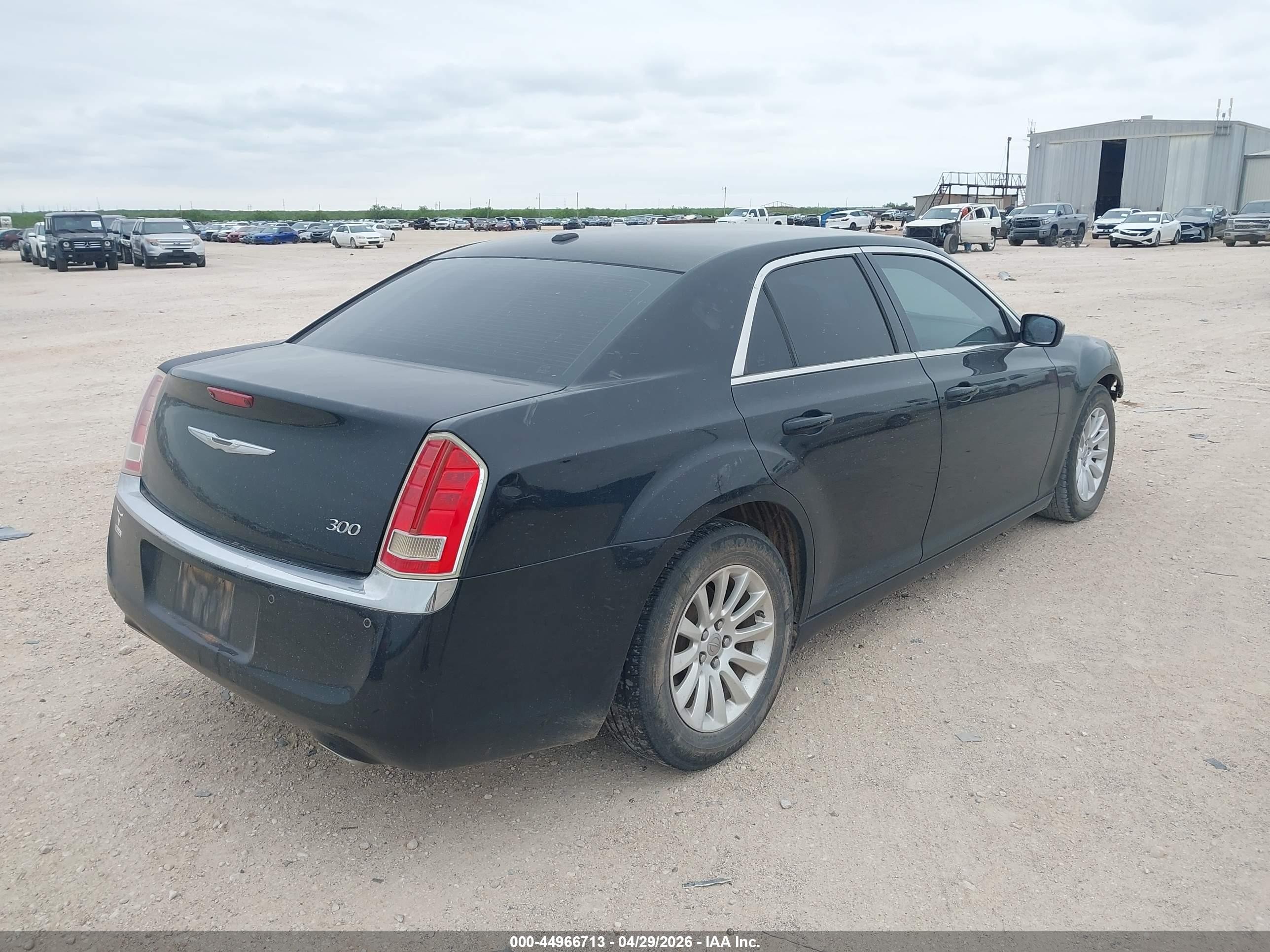2014 Chrysler 300   Black vin: 2C3CCAAG8EH186240