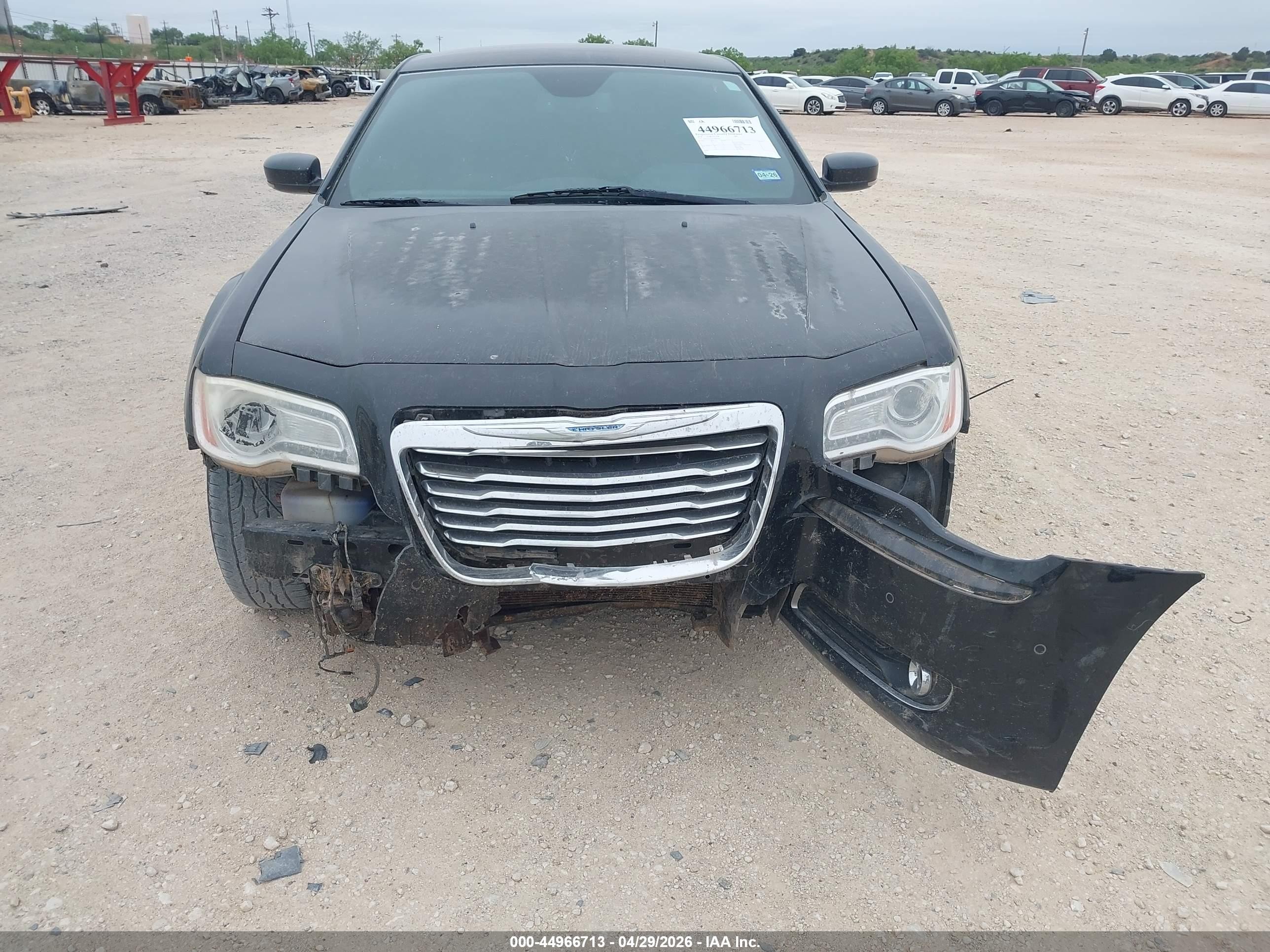 2014 Chrysler 300   Black vin: 2C3CCAAG8EH186240