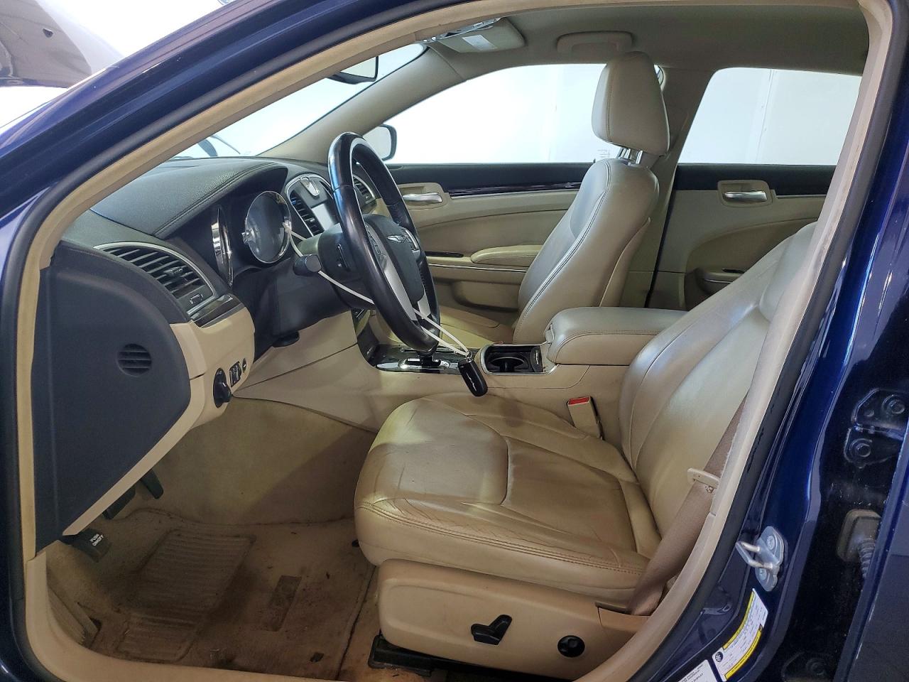2014 Chrysler 300 Blue vin: 2C3CCAAG8EH200881