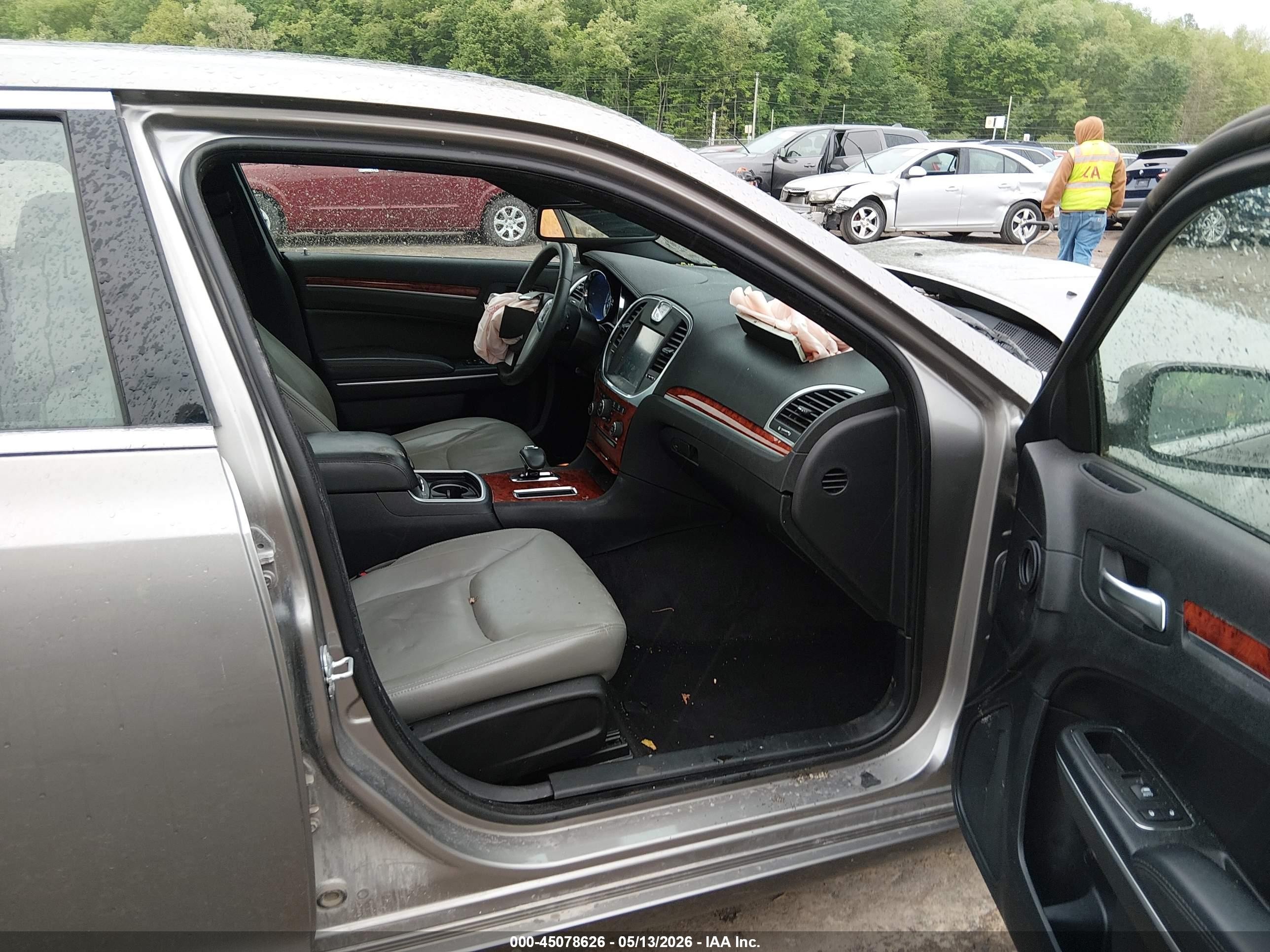 2014 Chrysler 300 Gray vin: 2C3CCAAG8EH228700