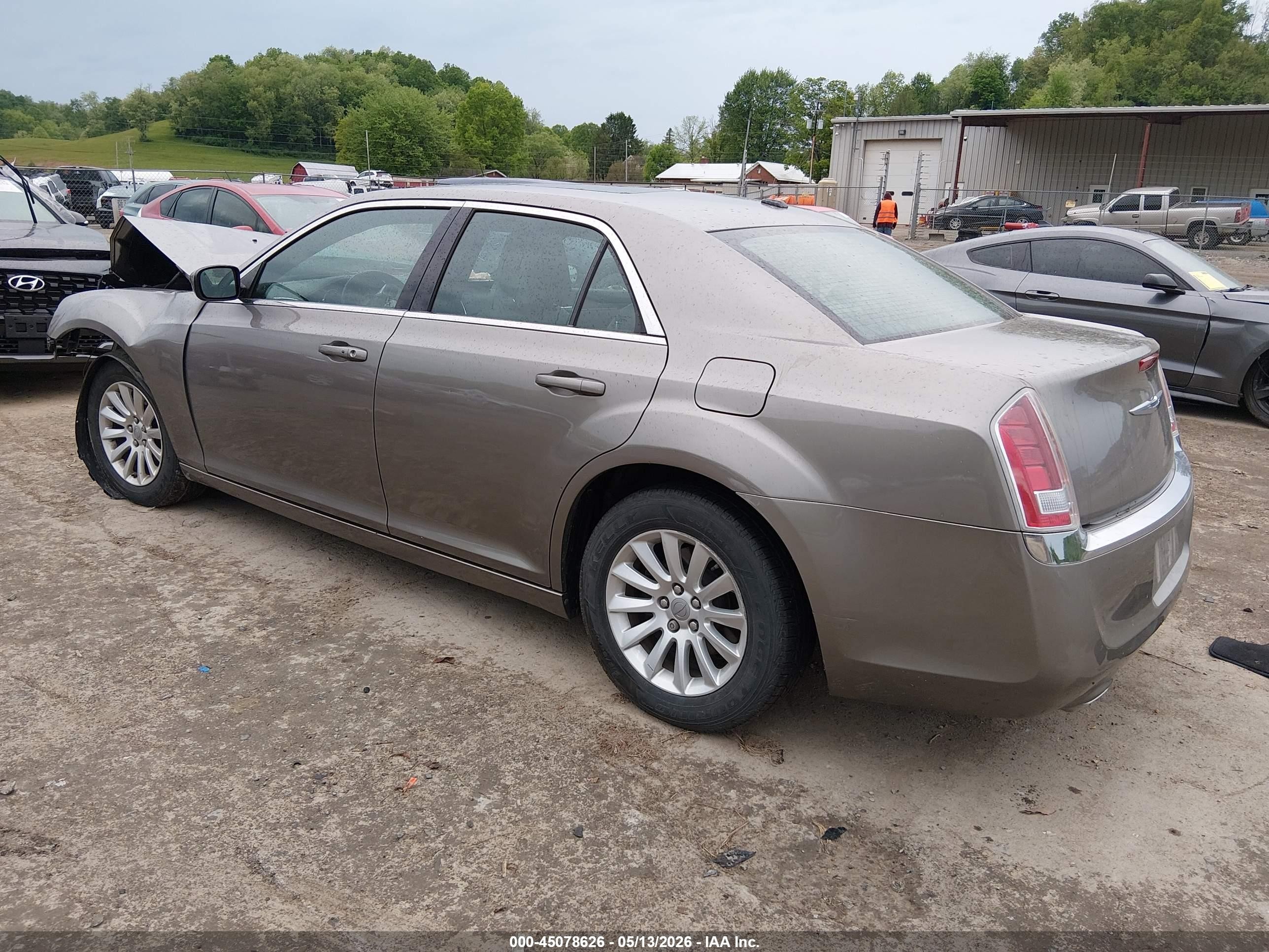 2014 Chrysler 300 Gray vin: 2C3CCAAG8EH228700