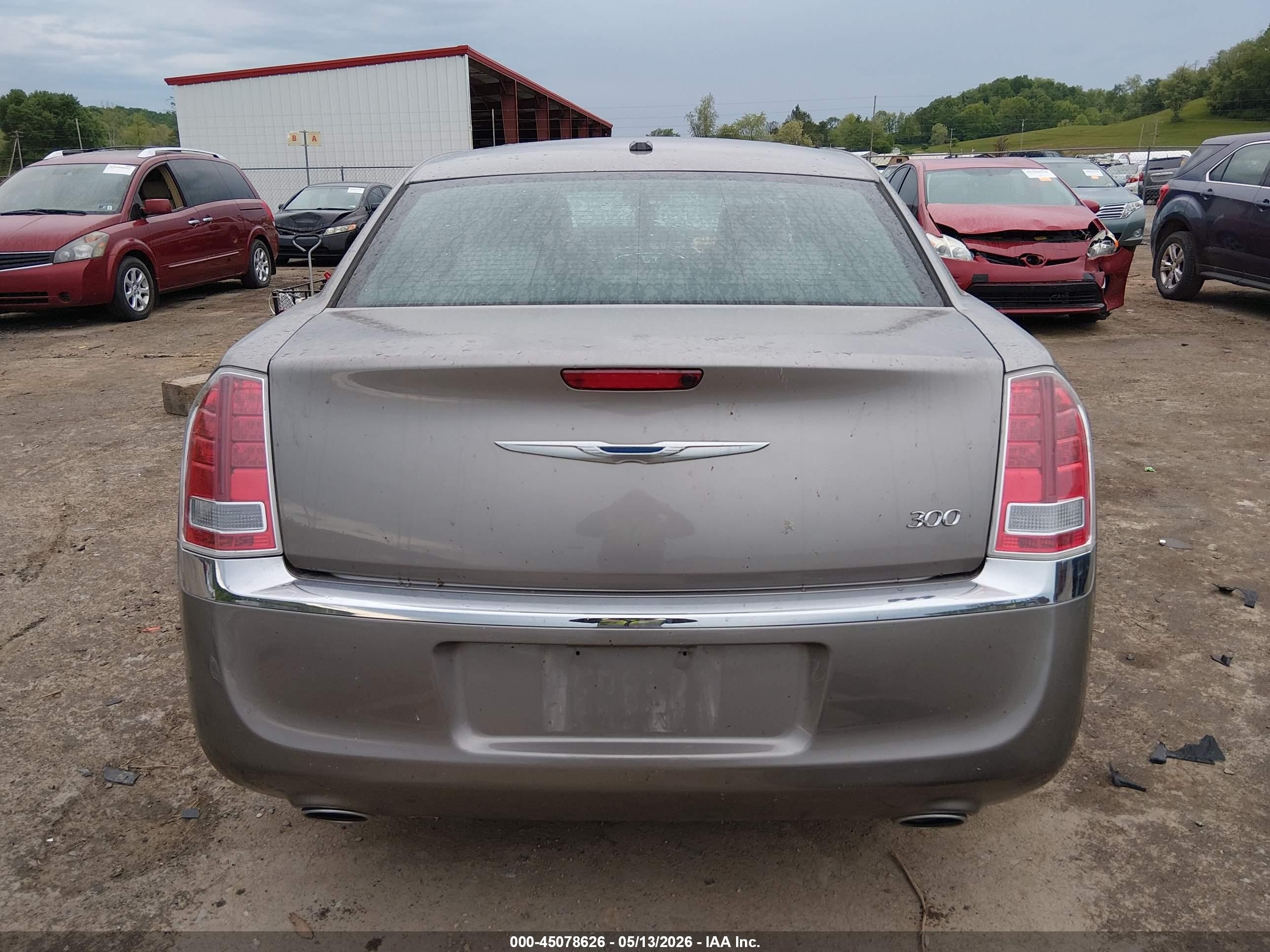 2014 Chrysler 300 Gray vin: 2C3CCAAG8EH228700