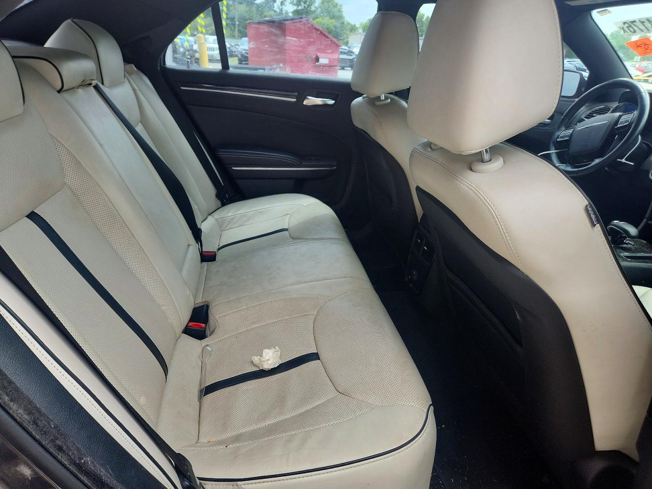 2014 Chrysler 300 Серый vin: 2C3CCAAG8EH336931