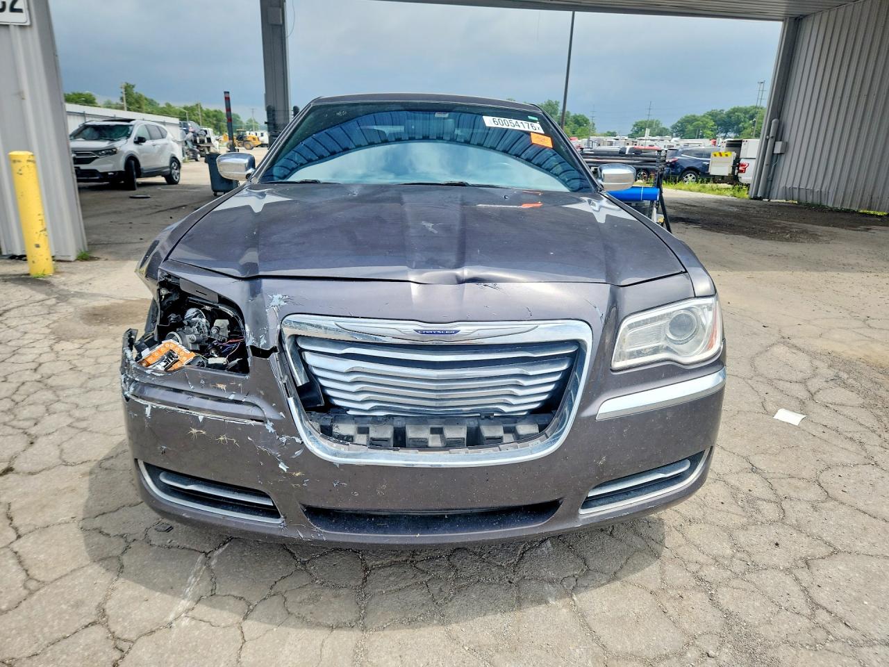 2014 Chrysler 300 Серый vin: 2C3CCAAG8EH336931
