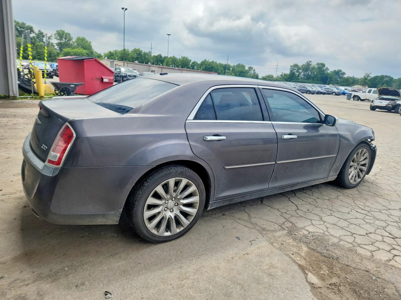 2014 Chrysler 300 Серый vin: 2C3CCAAG8EH336931