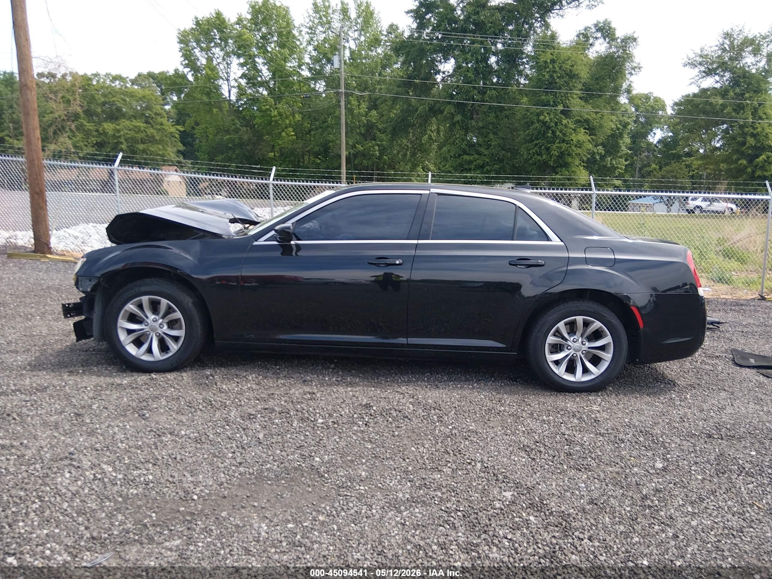 2015 Chrysler 300 Limited Black vin: 2C3CCAAG8FH841966