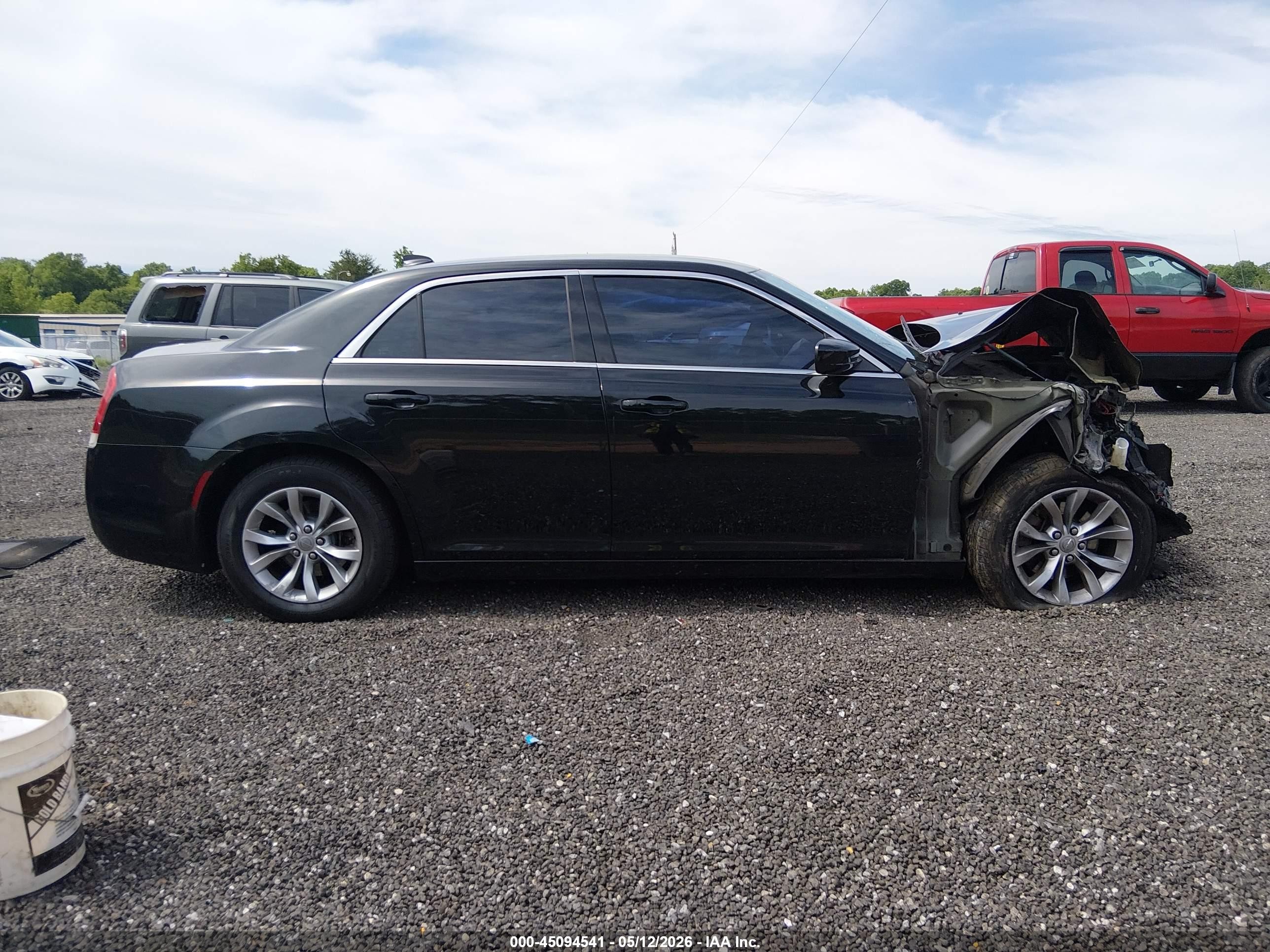 2015 Chrysler 300 Limited Black vin: 2C3CCAAG8FH841966