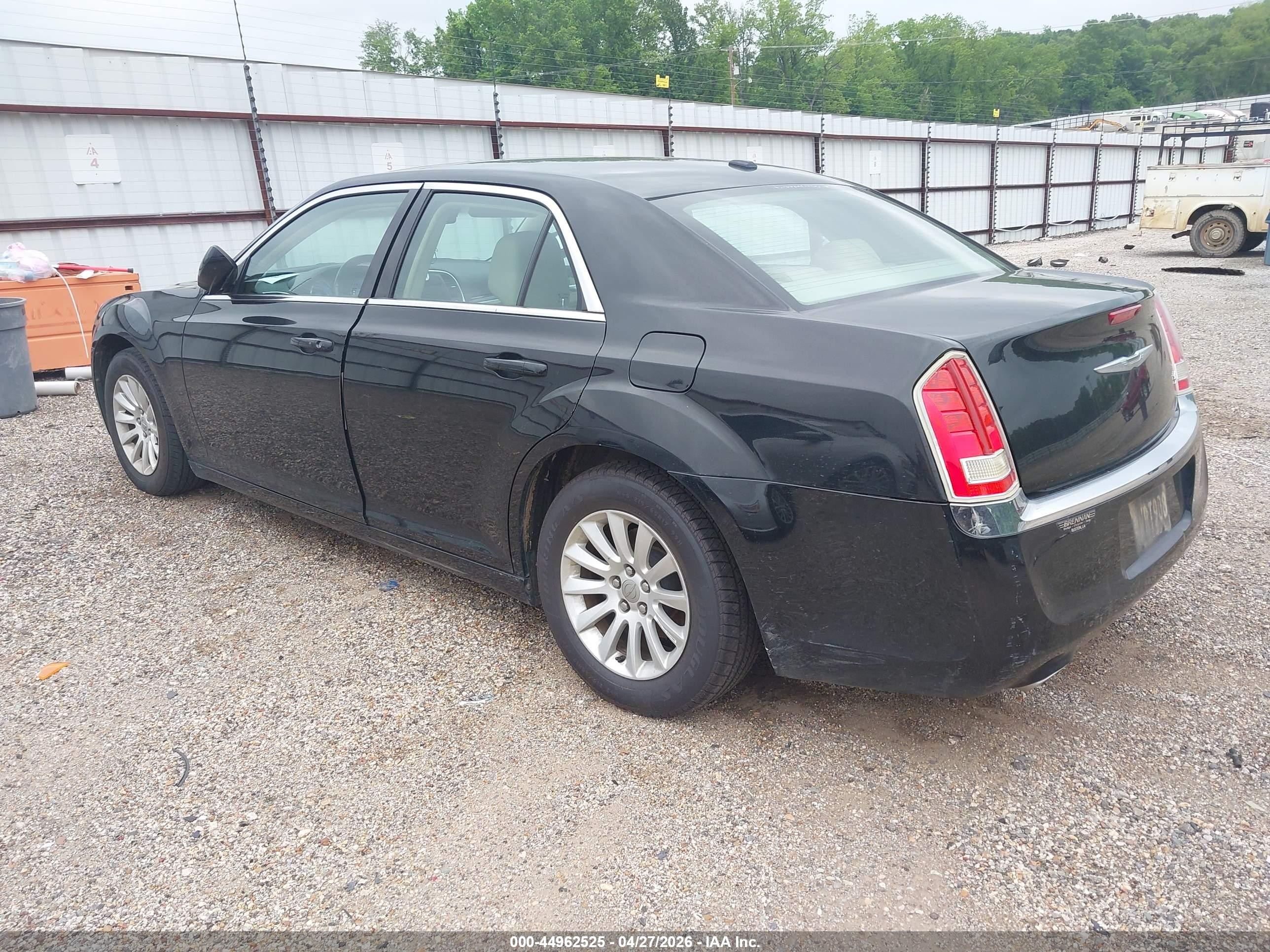 2013 Chrysler 300 Motown Black vin: 2C3CCAAG9DH574754