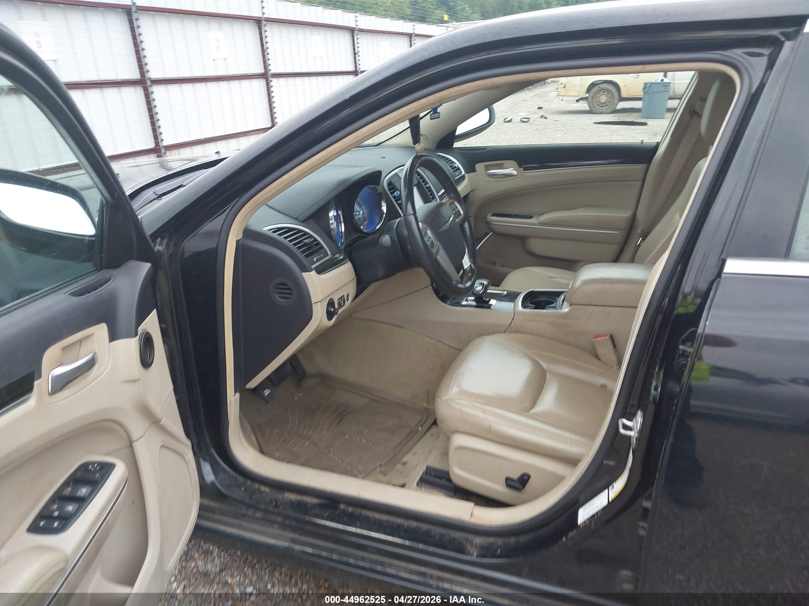 2013 Chrysler 300 Motown Black vin: 2C3CCAAG9DH574754