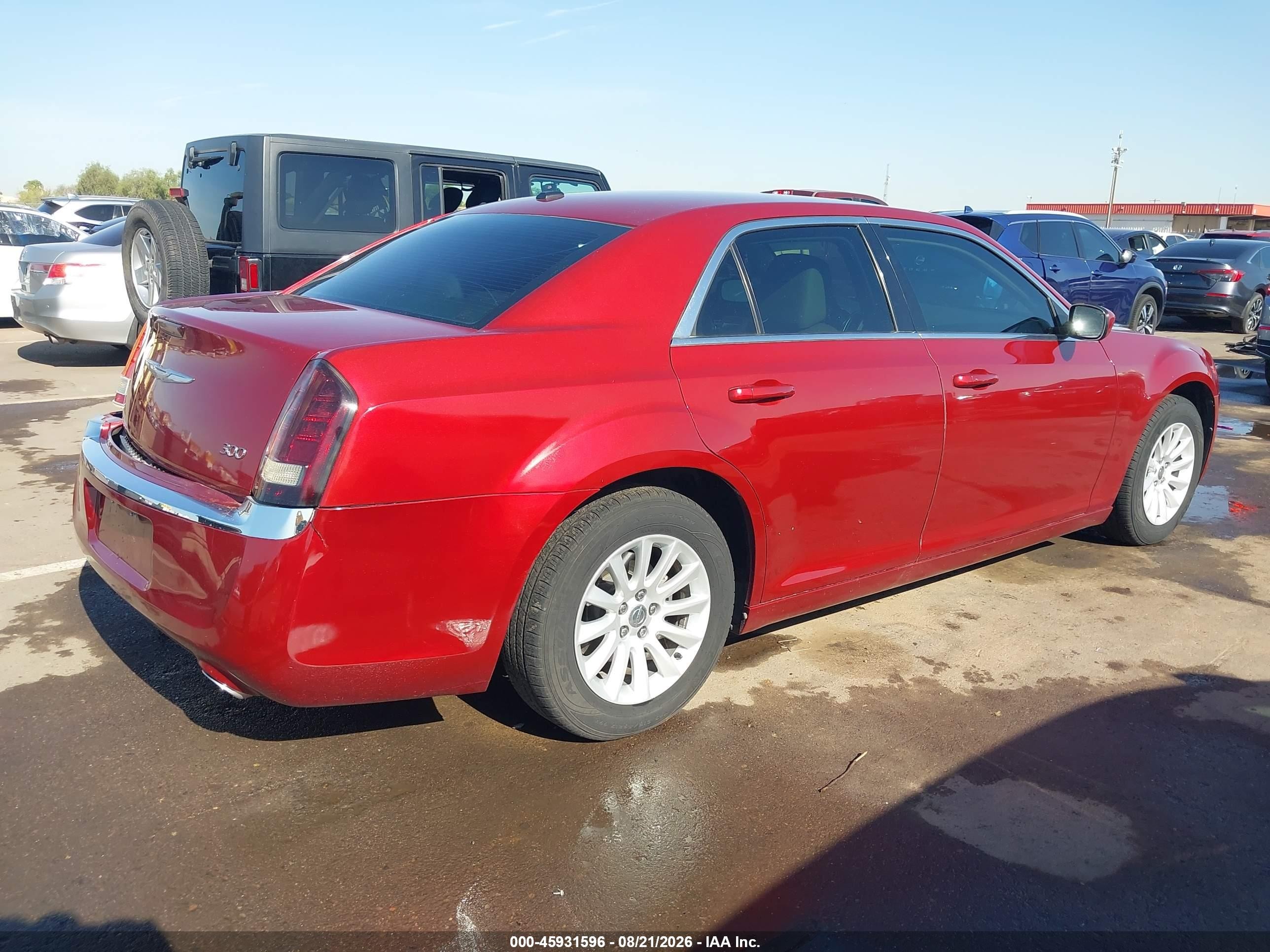 2013 Chrysler 300 Motown Red vin: 2C3CCAAG9DH647816