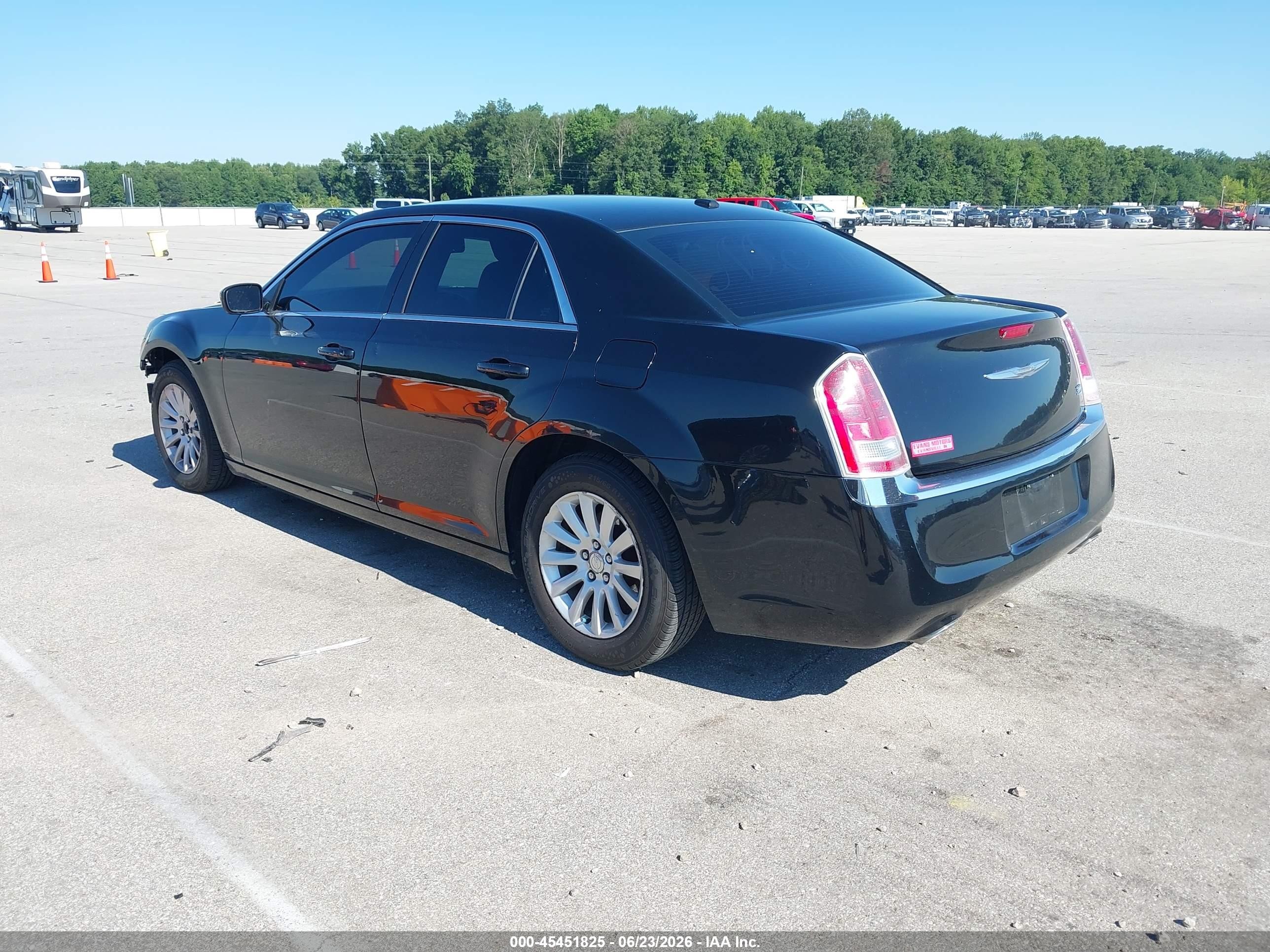 2013 Chrysler 300 Motown Black vin: 2C3CCAAG9DH722899