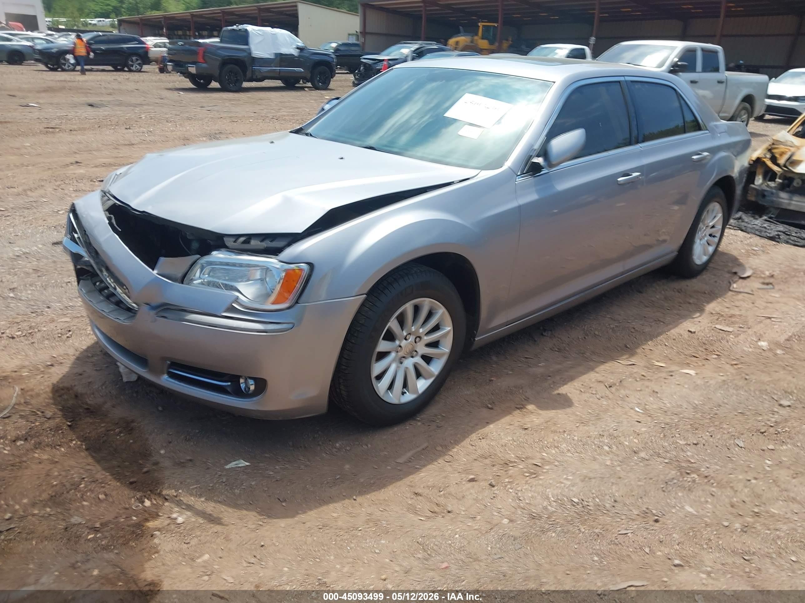 2014 Chrysler 300   Silver vin: 2C3CCAAG9EH206155