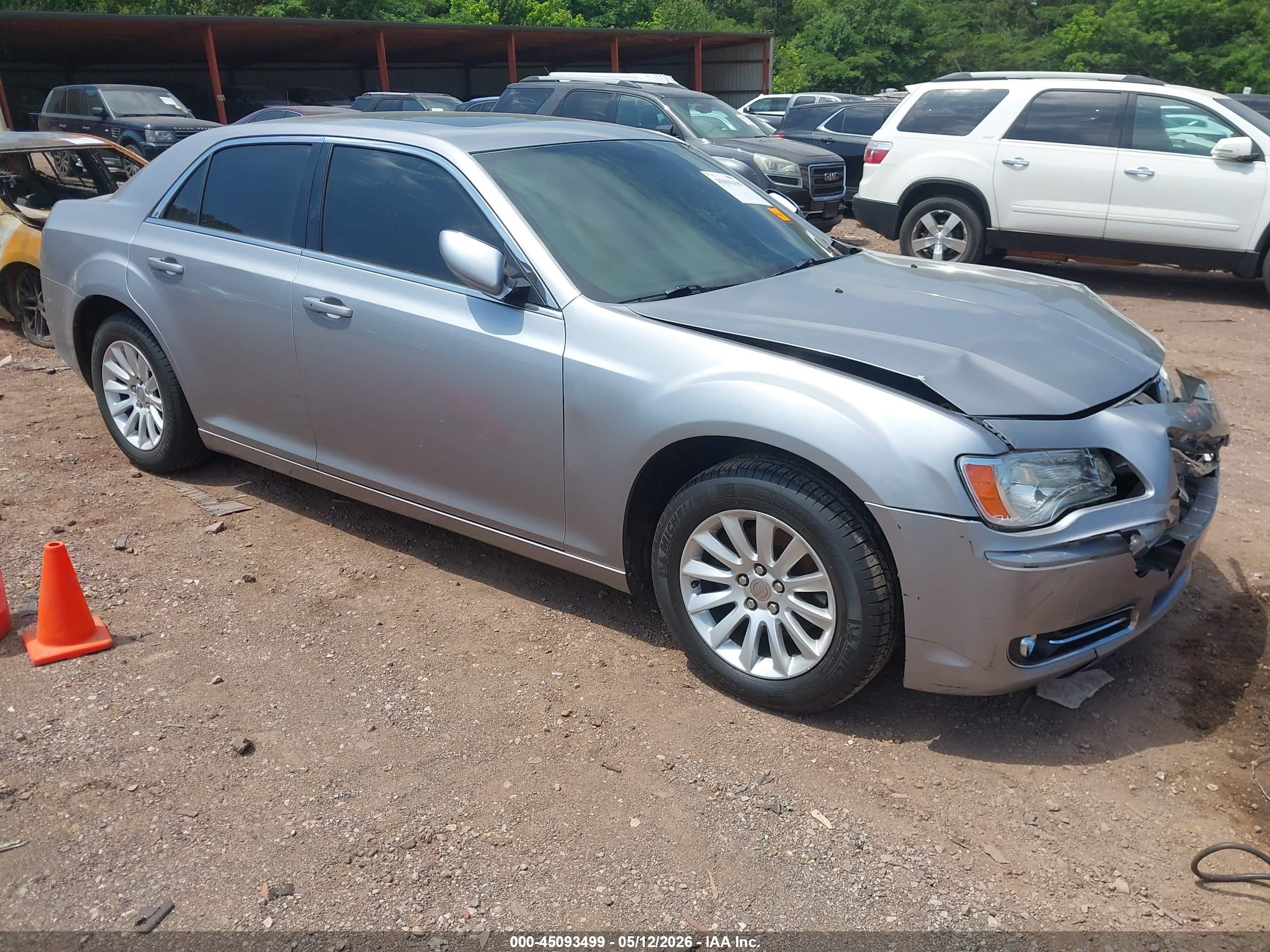 2014 Chrysler 300   Silver vin: 2C3CCAAG9EH206155