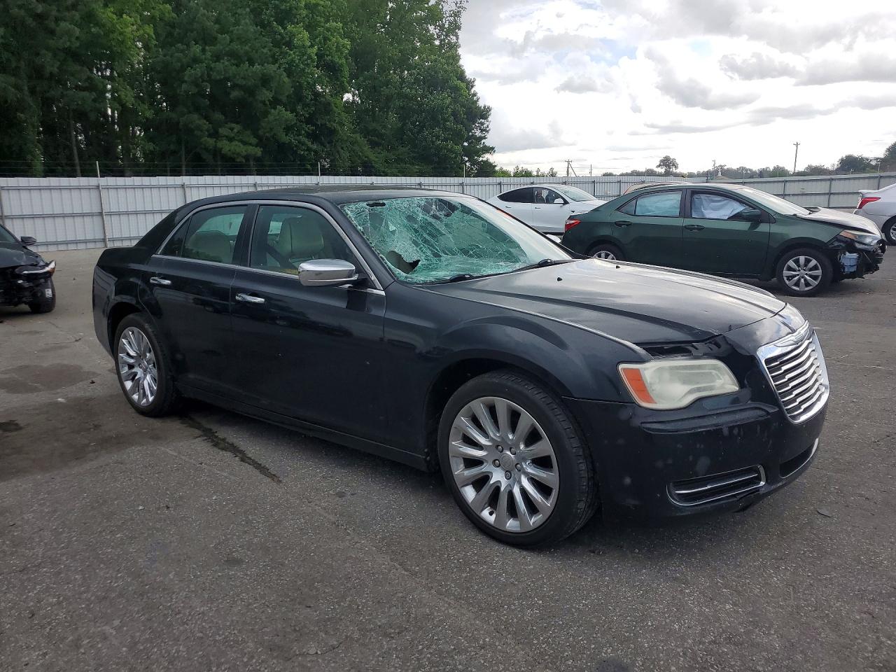 2014 Chrysler 300 Черный vin: 2C3CCAAG9EH355066