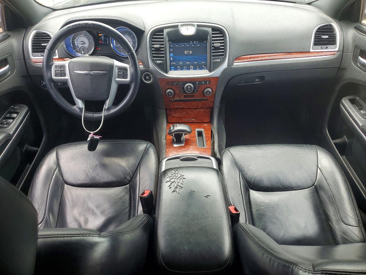 2014 Chrysler 300 Silver vin: 2C3CCAAG9EH372837