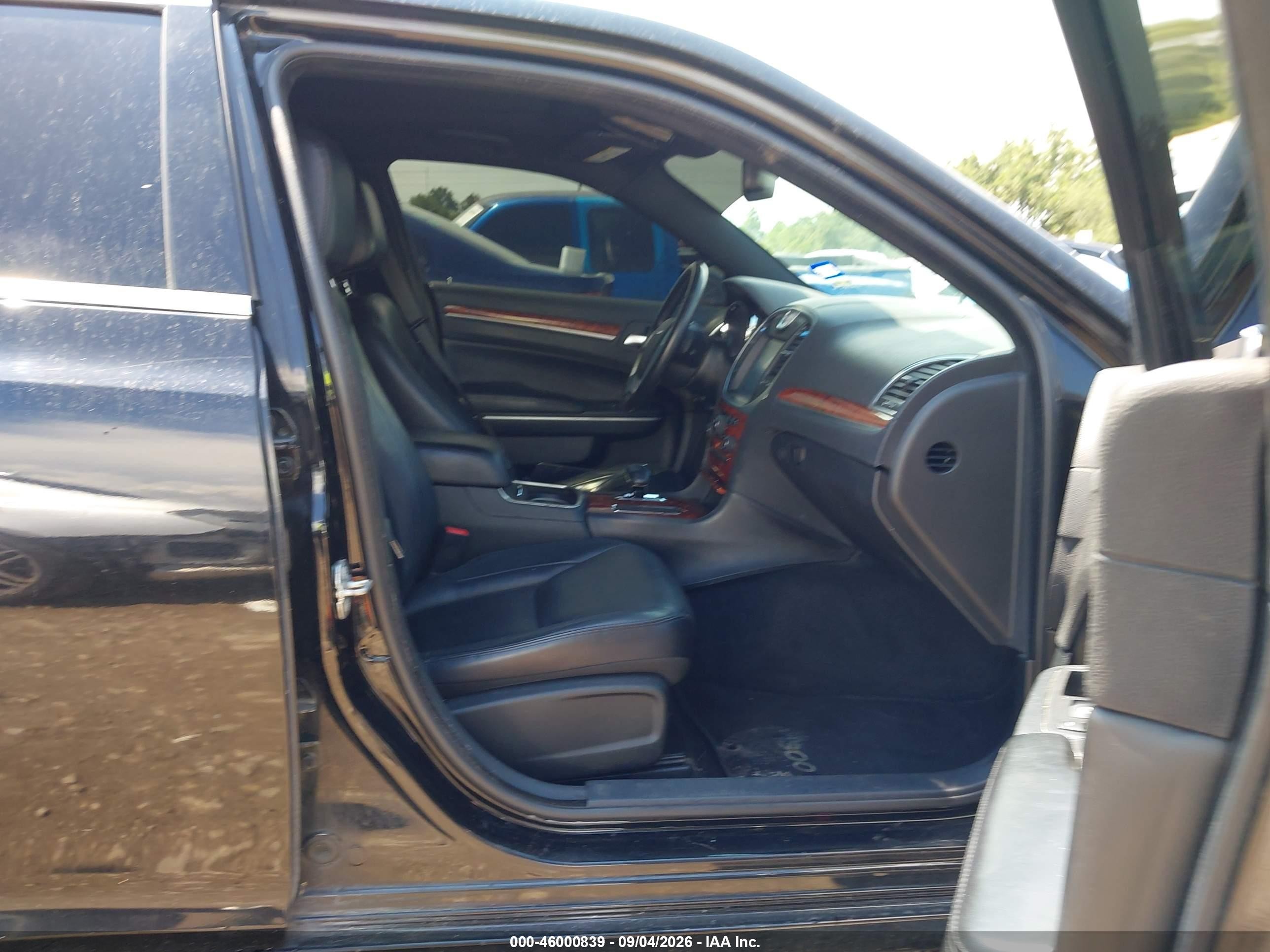2014 Chrysler 300 Black vin: 2C3CCAAG9EH373678