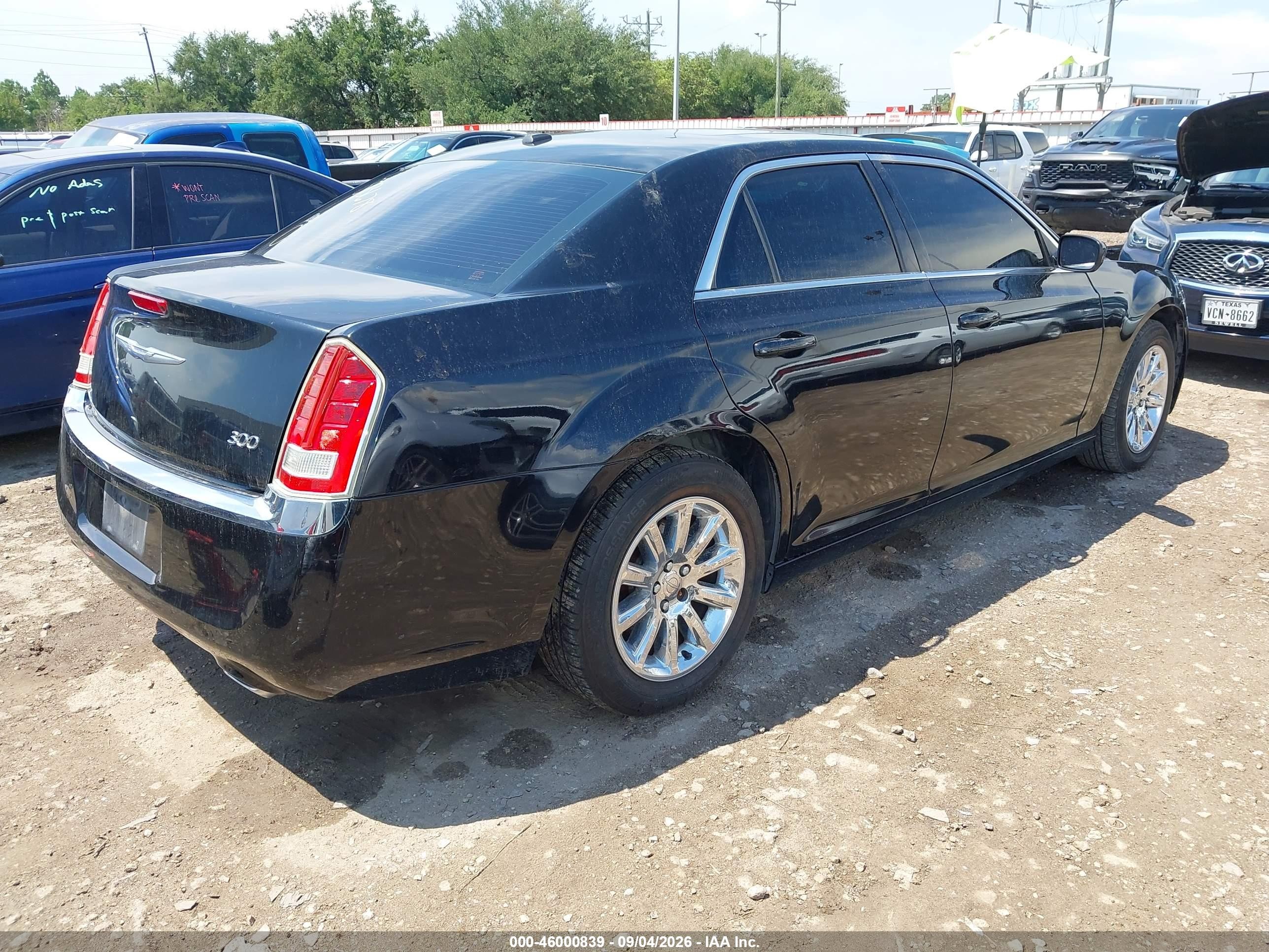 2014 Chrysler 300 Black vin: 2C3CCAAG9EH373678