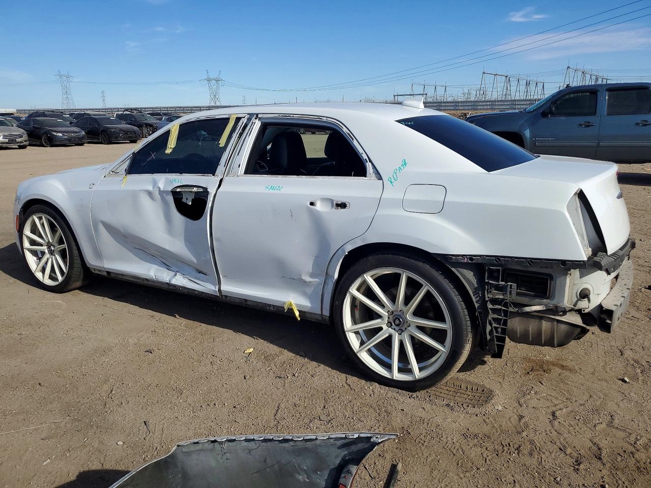 2015 Chrysler 300 Limited White vin: 2C3CCAAG9FH814193