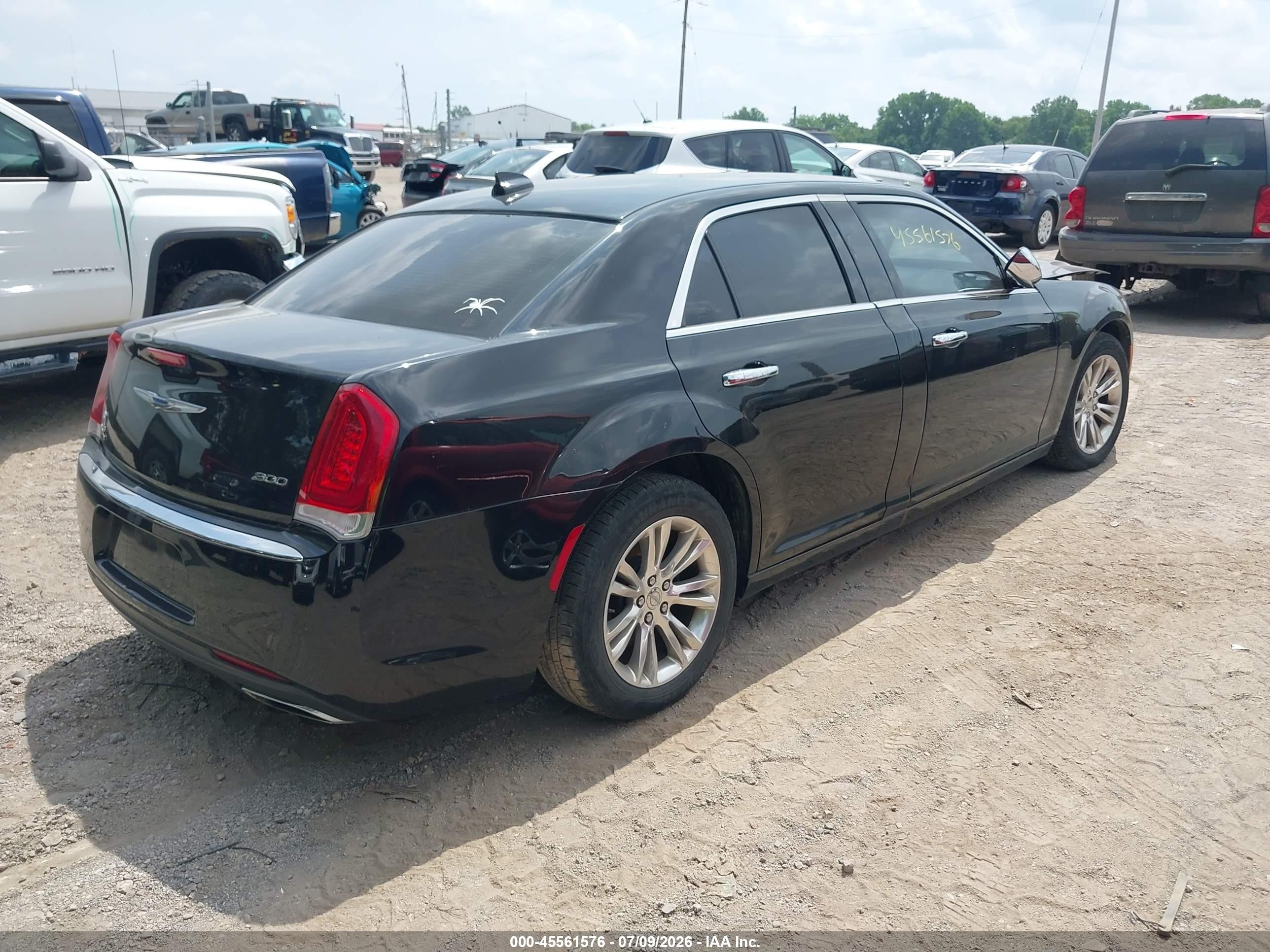 2015 Chrysler 300 Limited Черный vin: 2C3CCAAG9FH820396