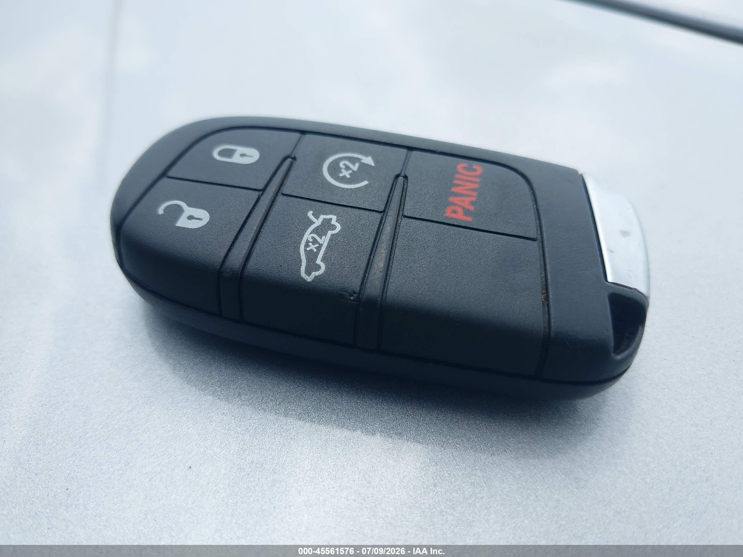 2015 Chrysler 300 Limited Черный vin: 2C3CCAAG9FH820396