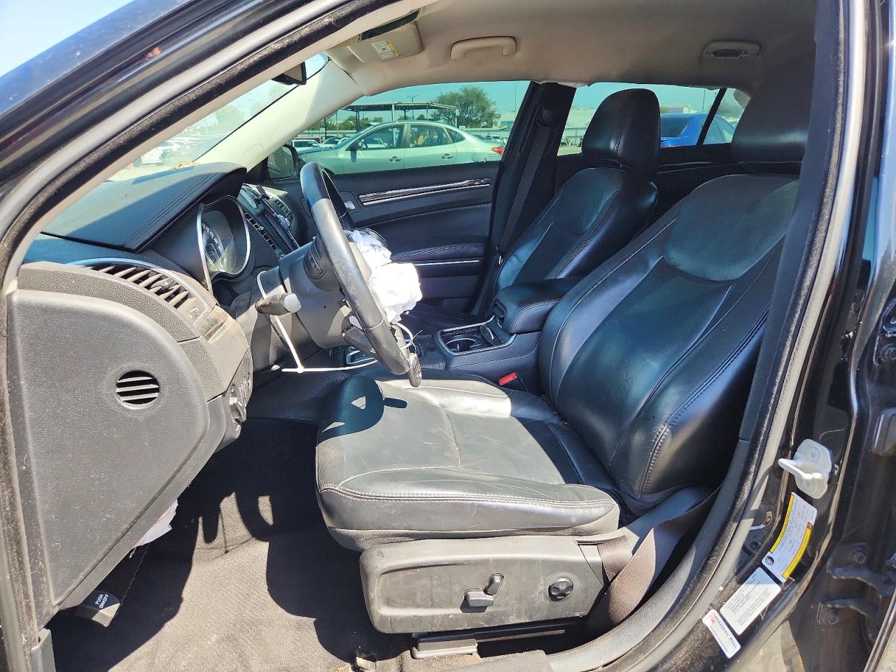 2015 Chrysler 300 Limited Черный vin: 2C3CCAAG9FH921759