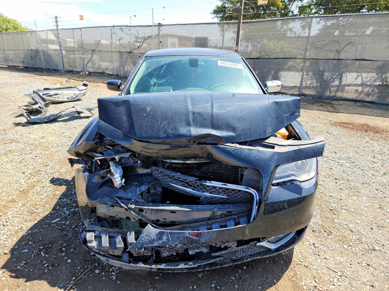 2015 Chrysler 300 Limited Черный vin: 2C3CCAAG9FH921759