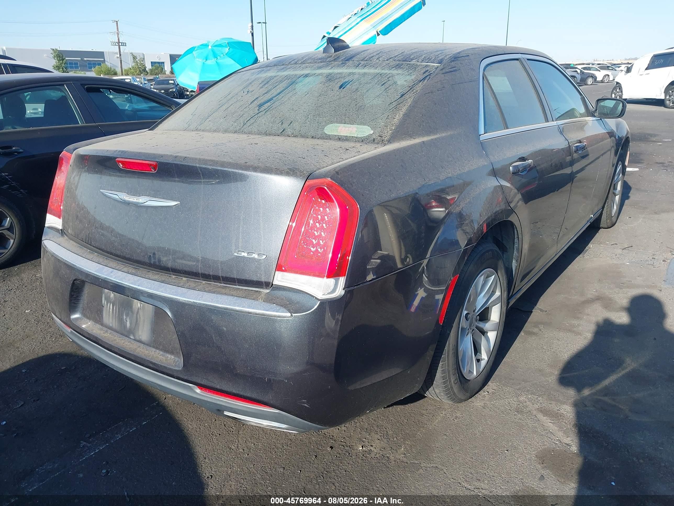 2015 Chrysler 300 Limited Gray vin: 2C3CCAAG9FH932048