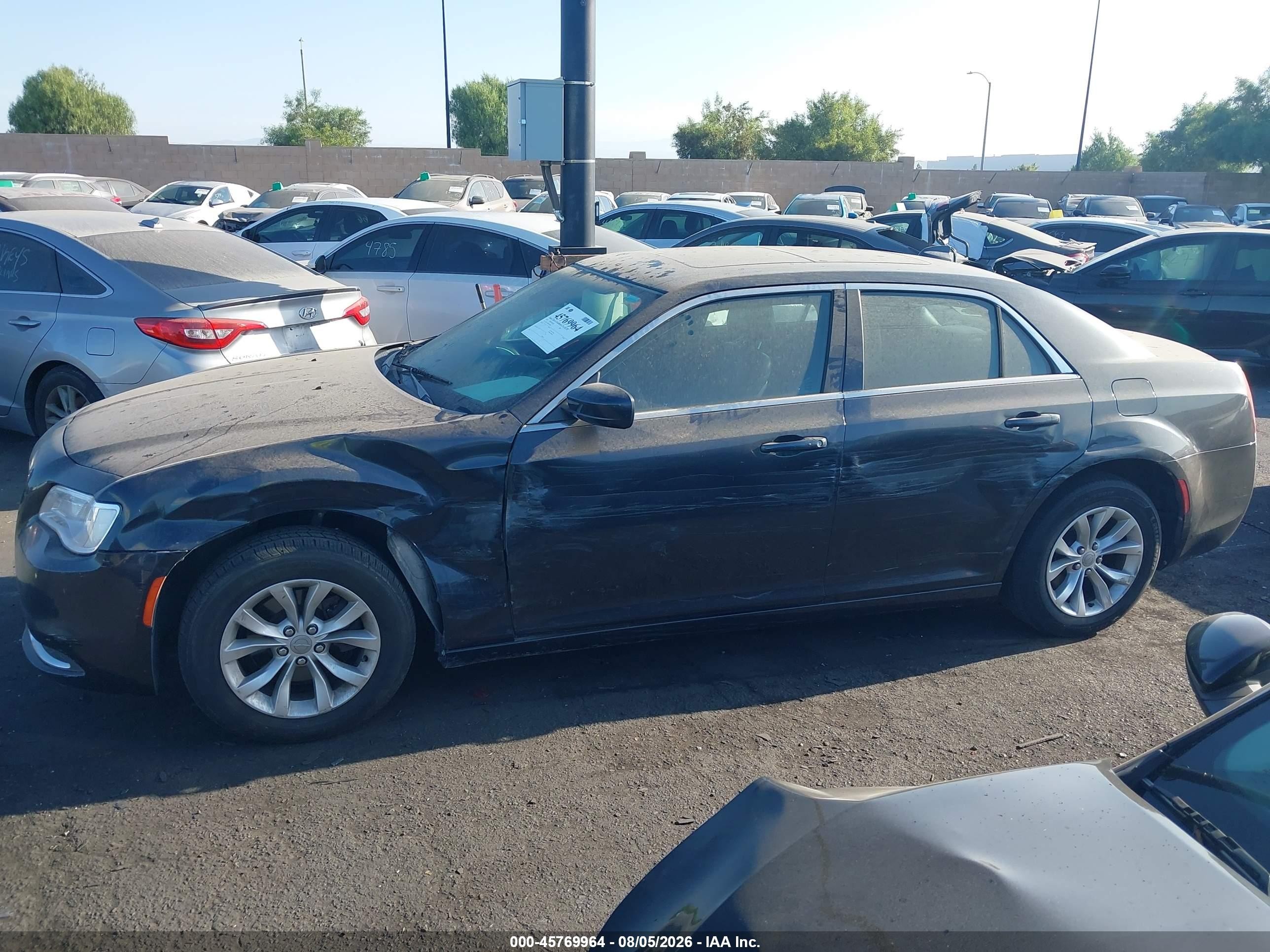 2015 Chrysler 300 Limited Gray vin: 2C3CCAAG9FH932048