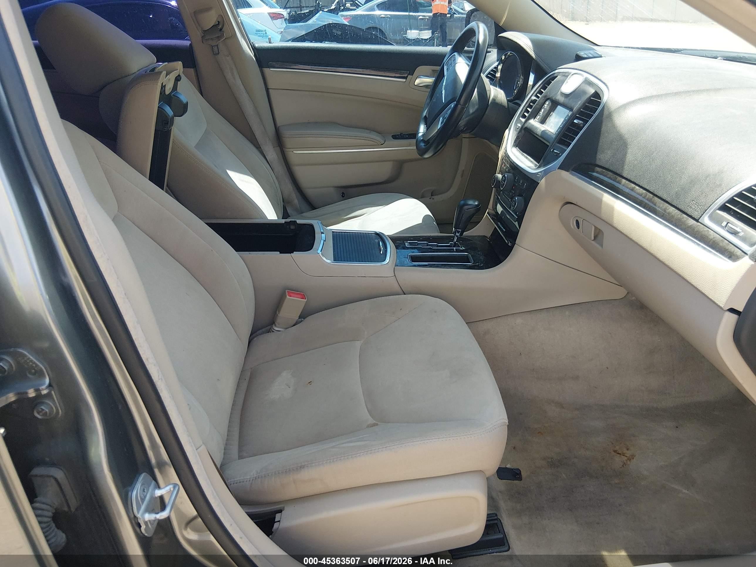 2012 Chrysler 300   Gray vin: 2C3CCAAGXCH104666