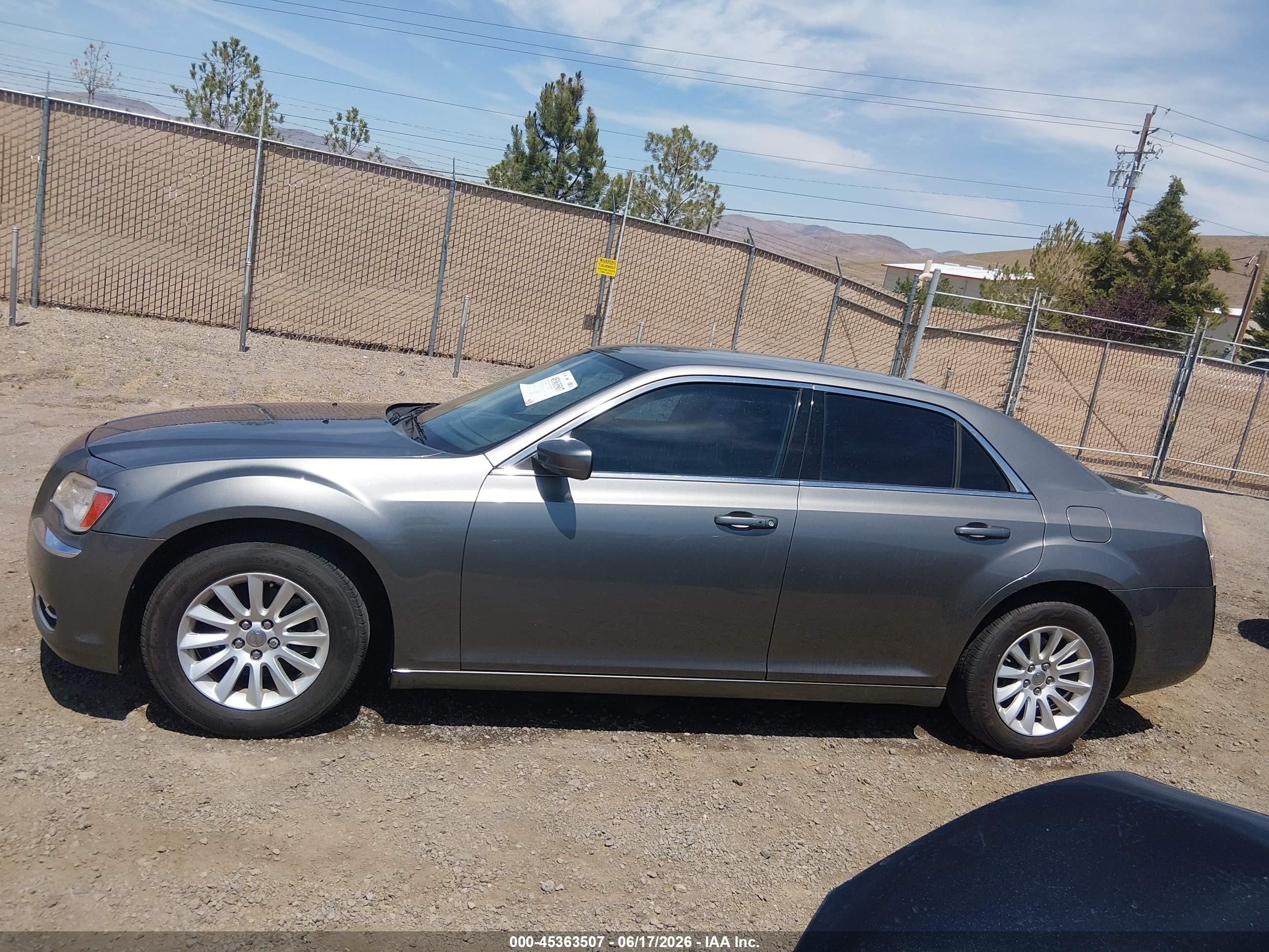 2012 Chrysler 300   Gray vin: 2C3CCAAGXCH104666