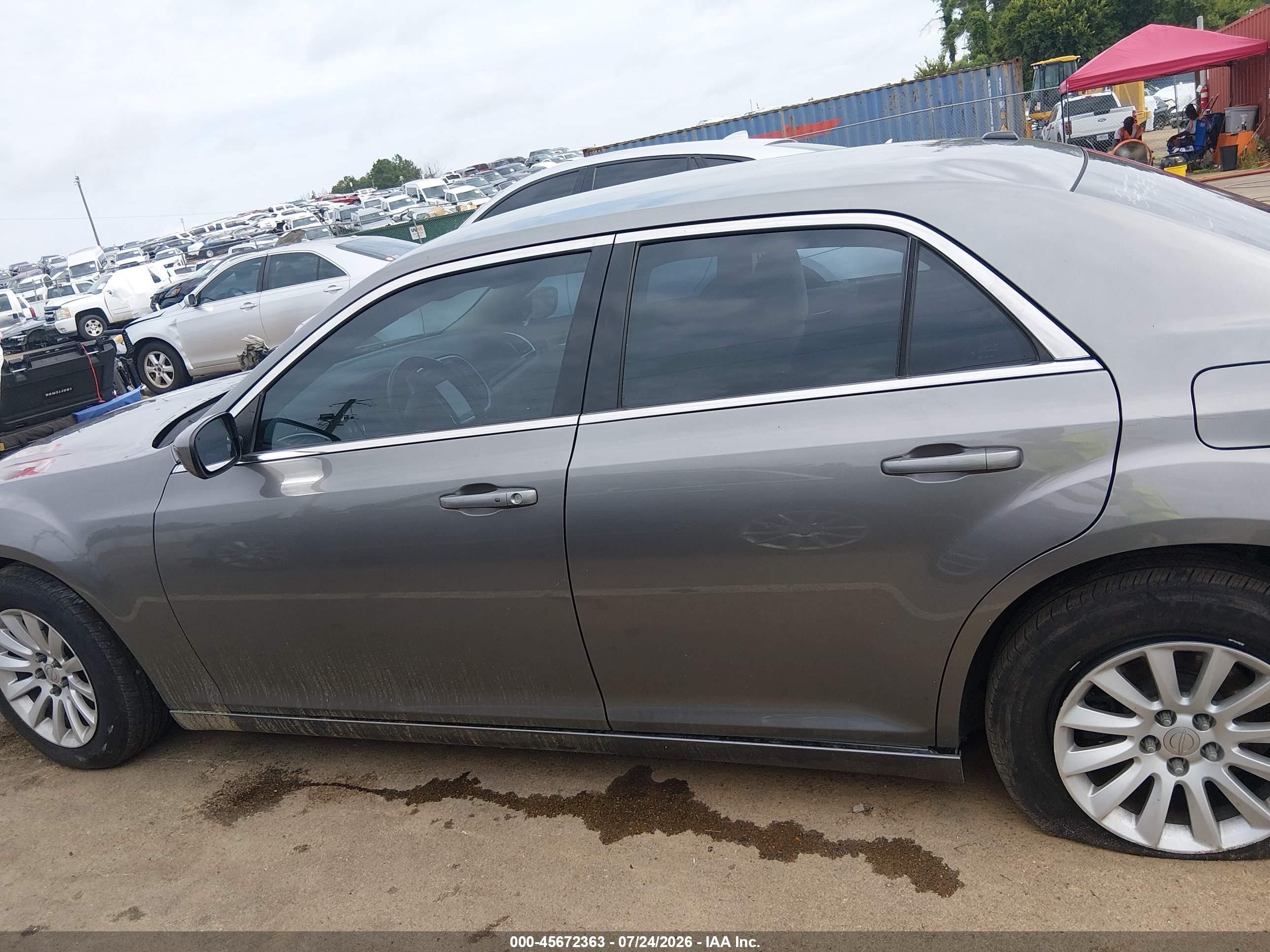 2012 Chrysler 300   Gray vin: 2C3CCAAGXCH228937