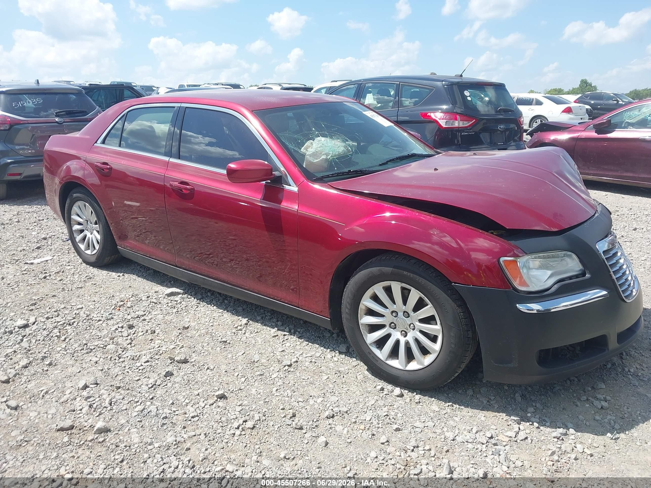 2013 Chrysler 300 Motown Maroon vin: 2C3CCAAGXDH573340