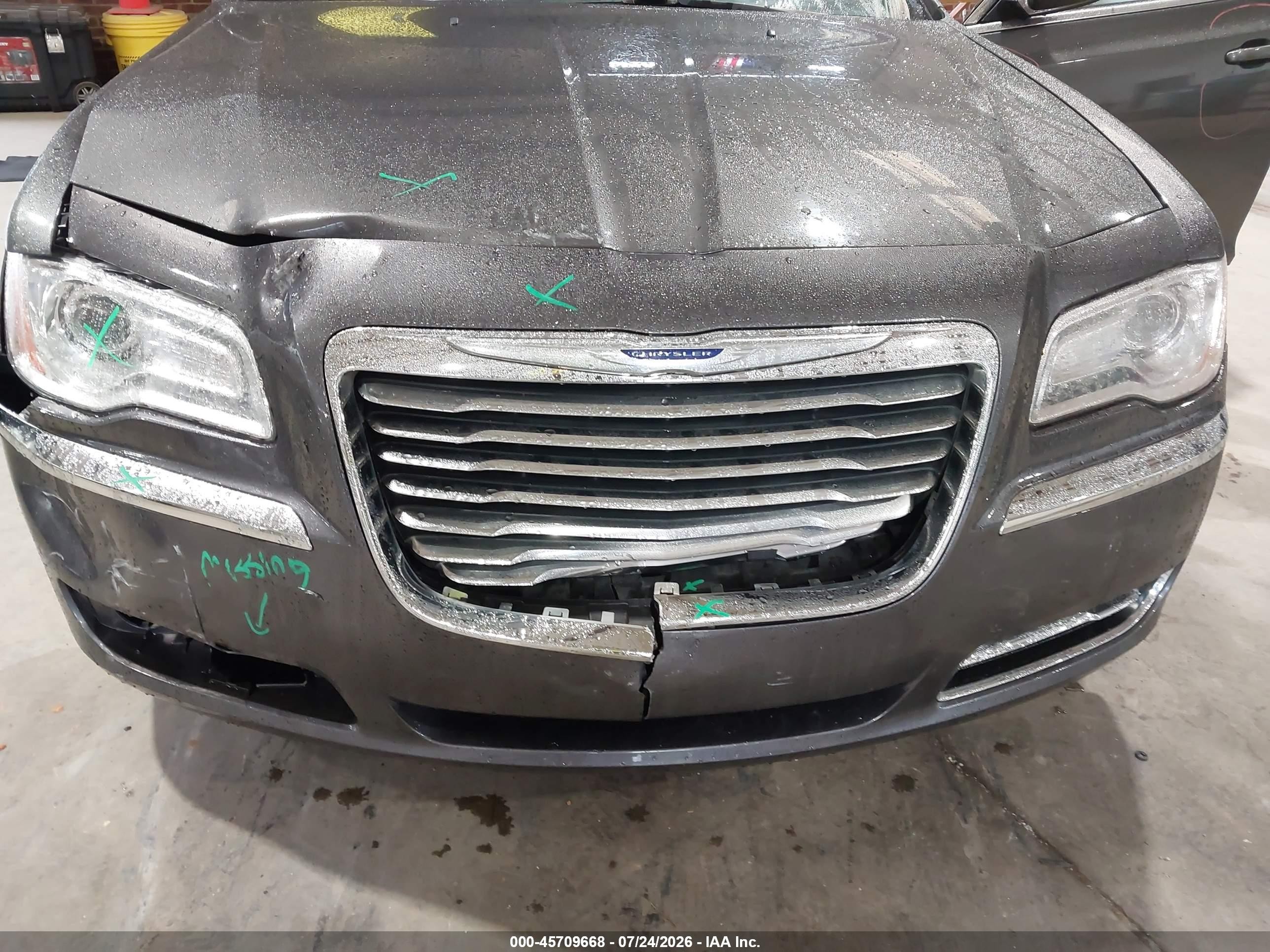 2013 Chrysler 300 Motown Gray vin: 2C3CCAAGXDH614033