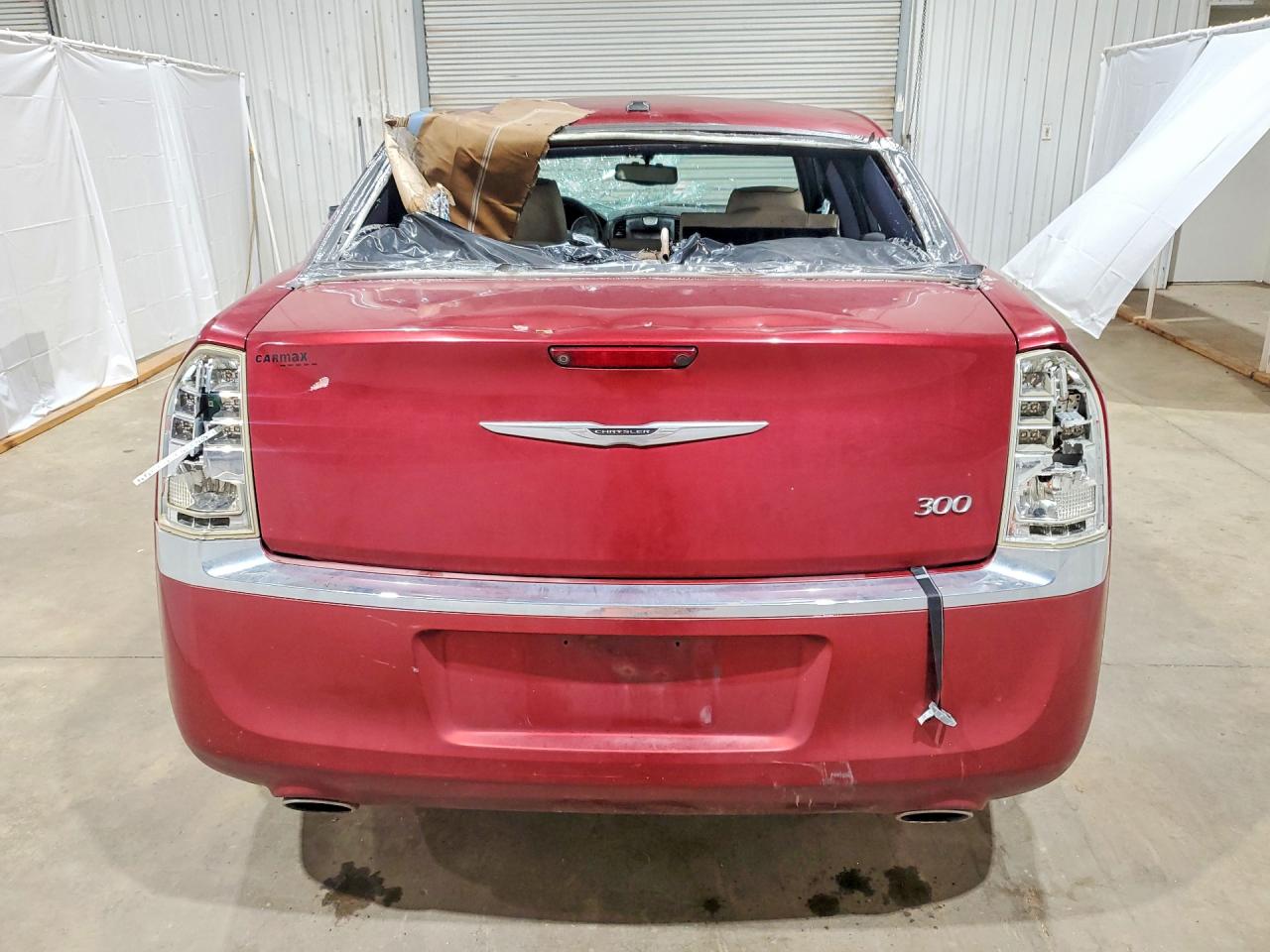 2013 Chrysler 300 Burgundy vin: 2C3CCAAGXDH698323