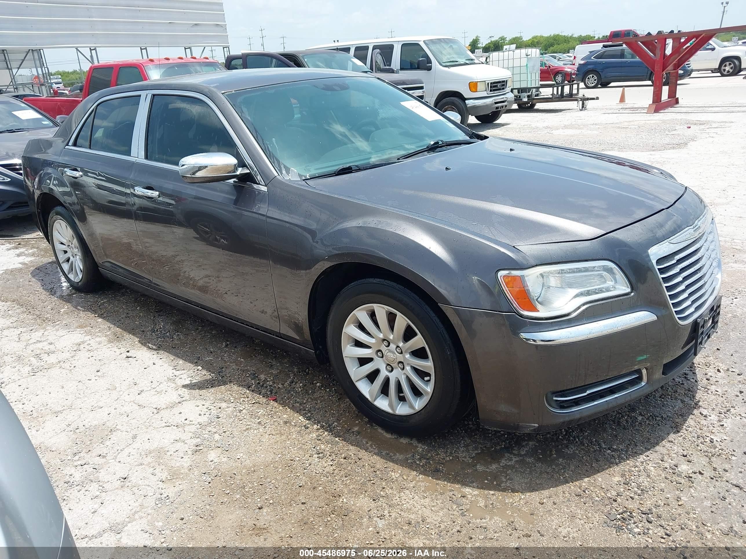 2014 Chrysler 300   Gray vin: 2C3CCAAGXEH200283