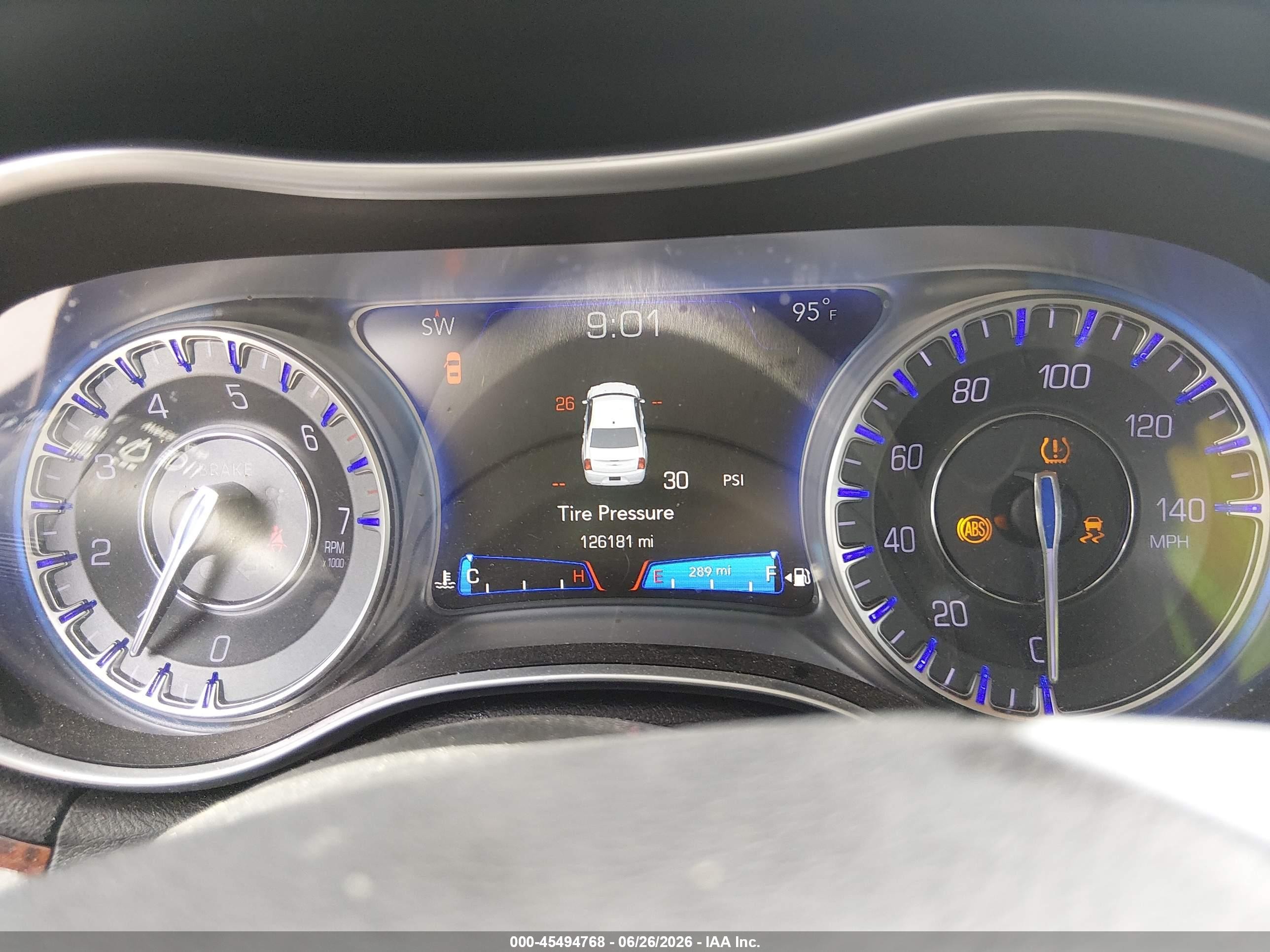2014 Chrysler 300   White vin: 2C3CCAAGXEH378100