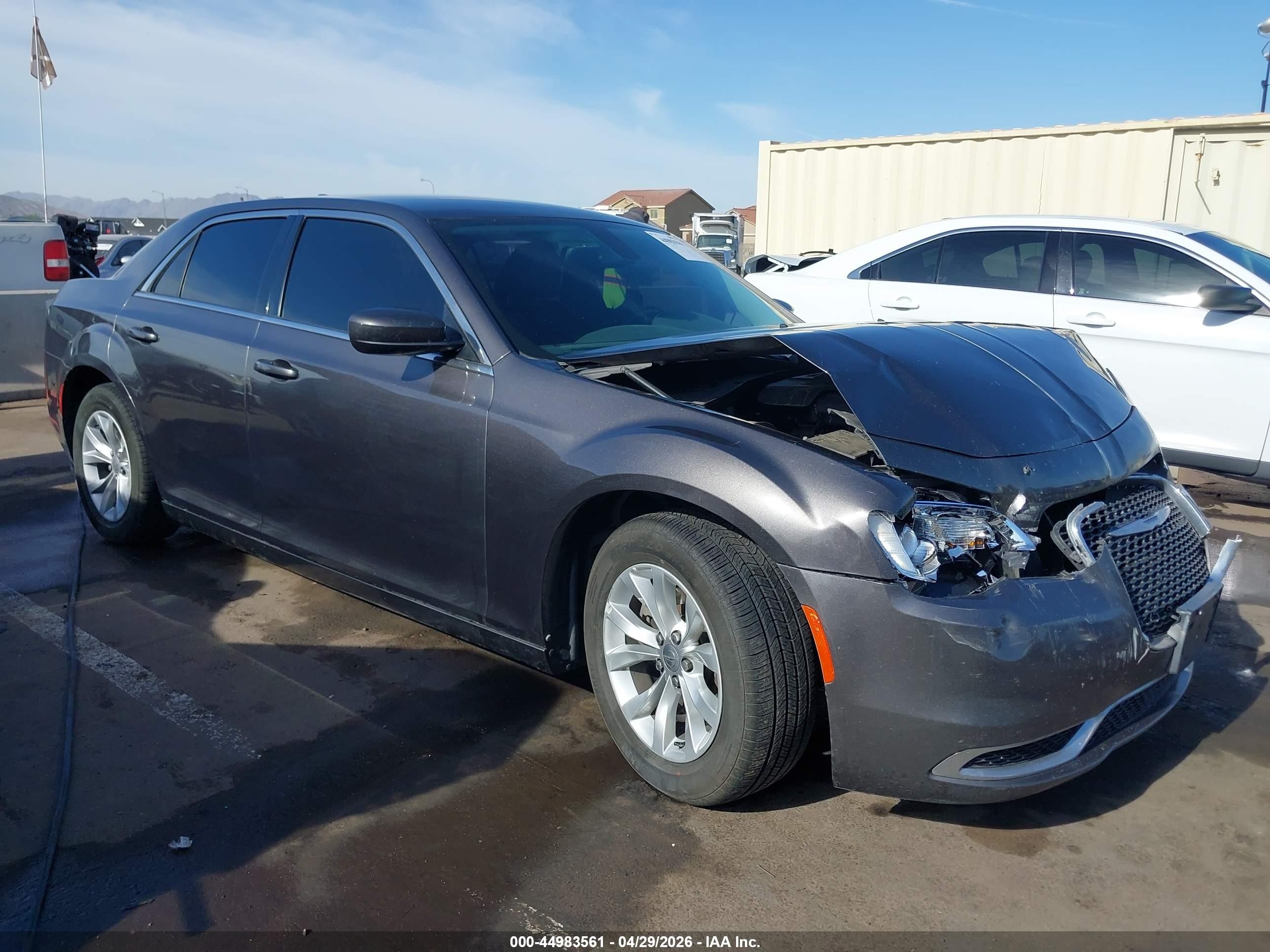 2015 Chrysler 300 Limited Gray vin: 2C3CCAAGXFH801940