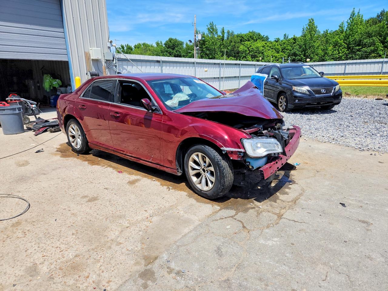 2015 Chrysler 300 Limited Красный vin: 2C3CCAAGXFH830516