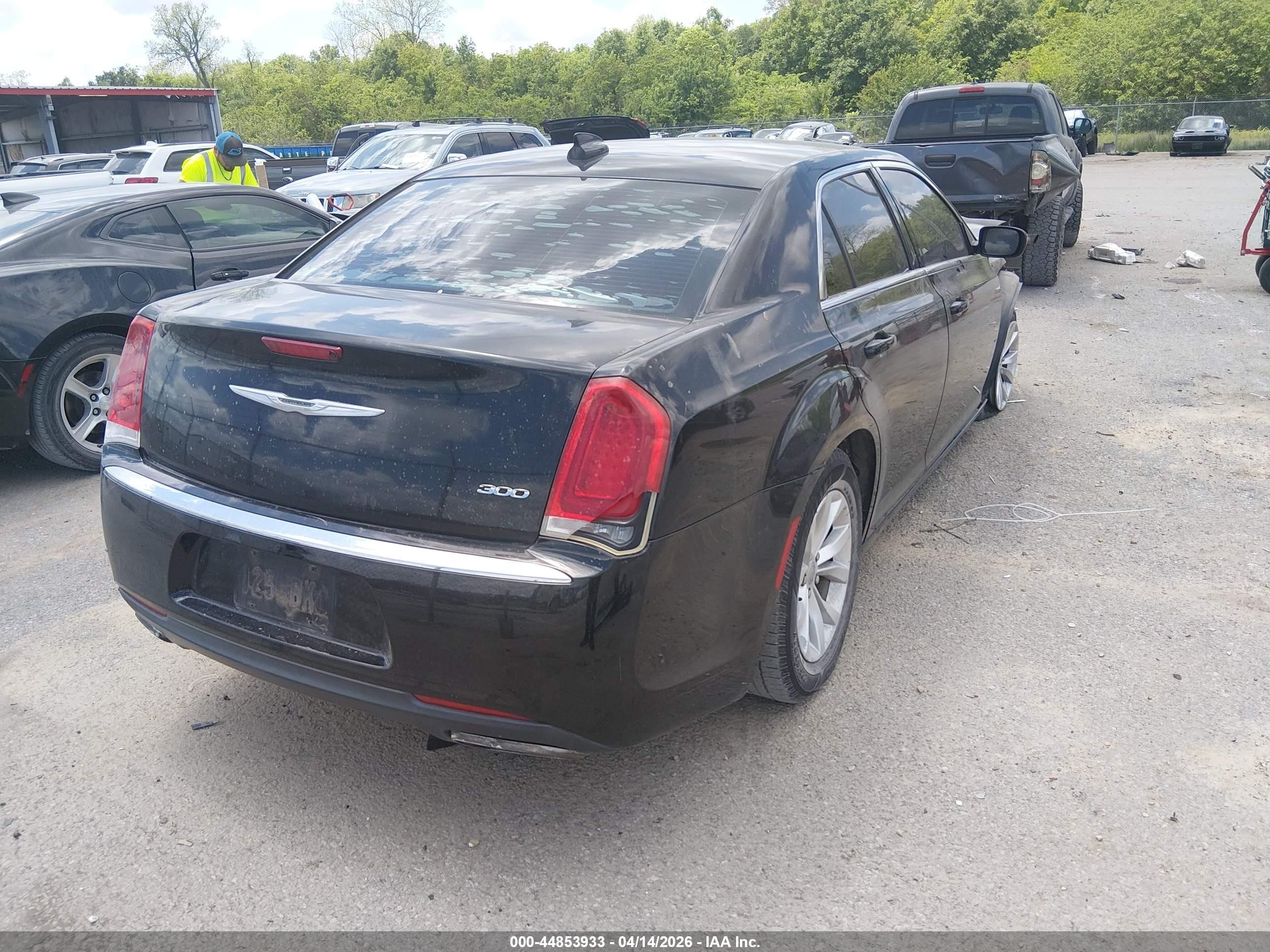 2015 Chrysler 300 Limited Black vin: 2C3CCAAGXFH899058