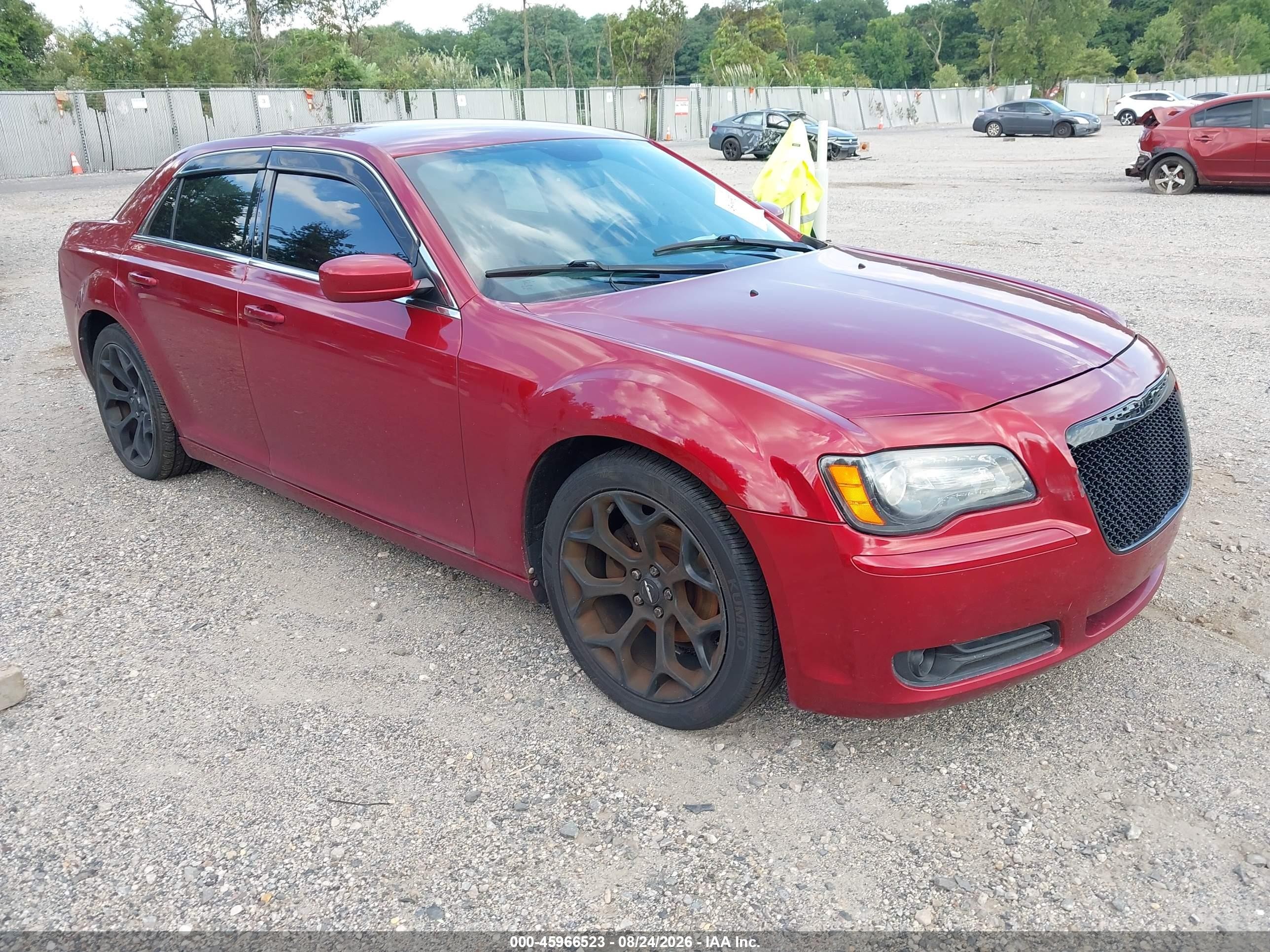 2013 Chrysler 300 300s Red vin: 2C3CCABG0DH691816