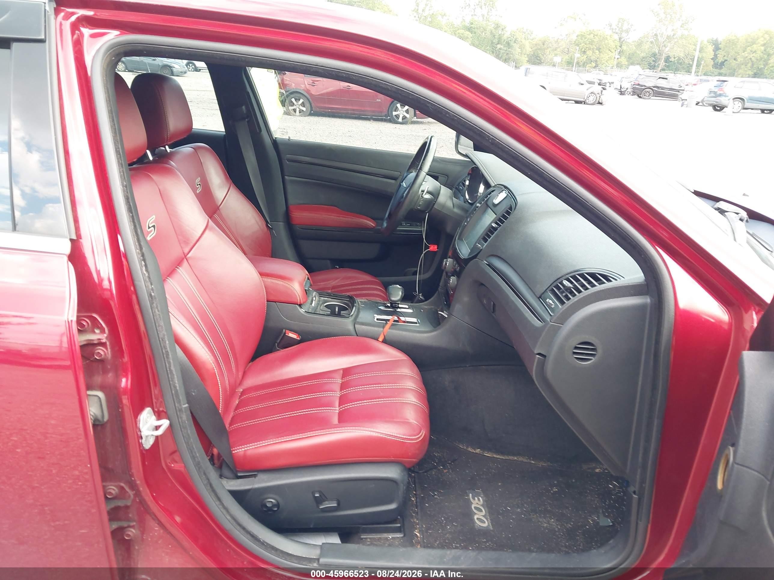 2013 Chrysler 300 300s Red vin: 2C3CCABG0DH691816